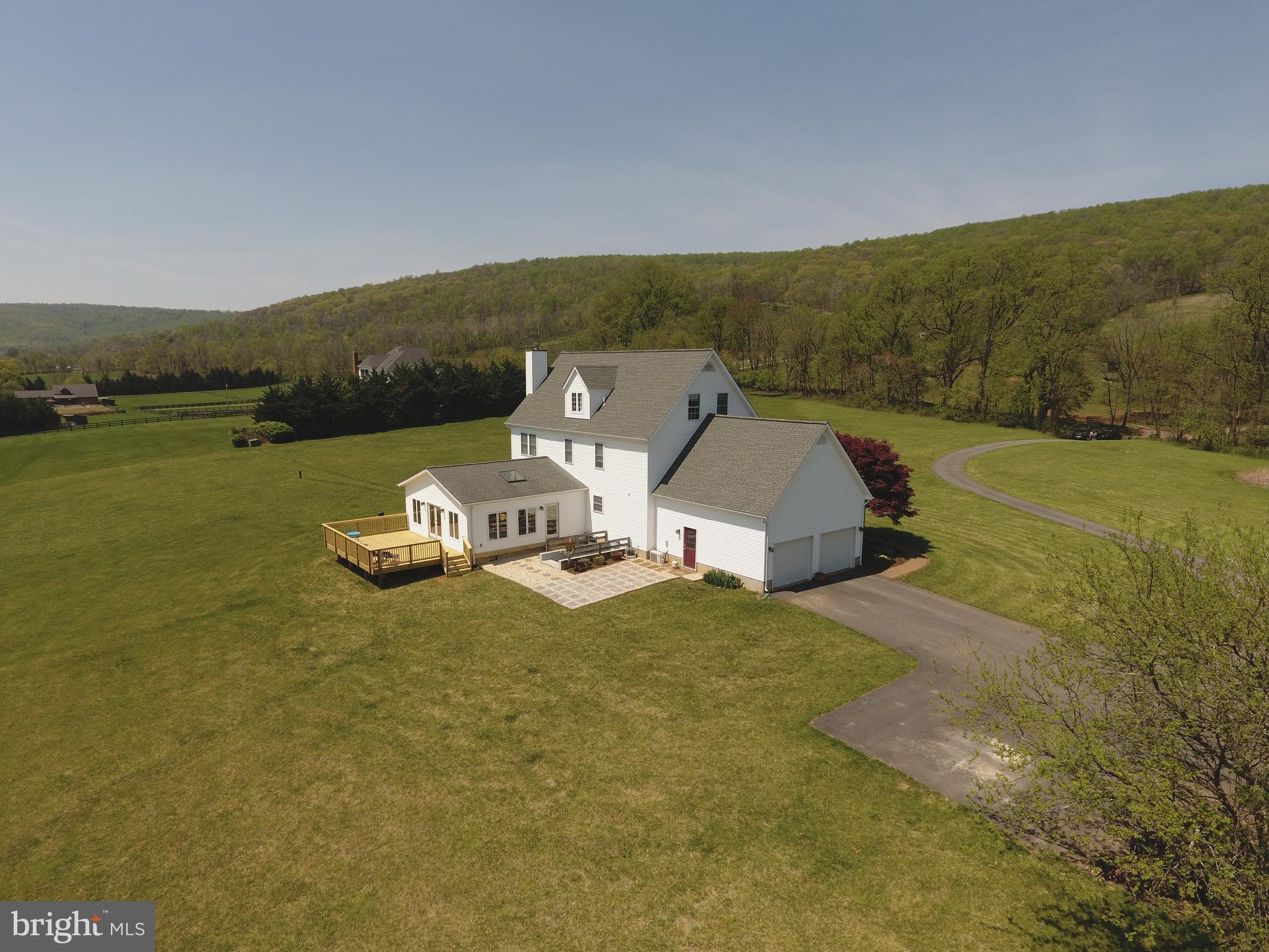 WHITEHALL FARM - Residential