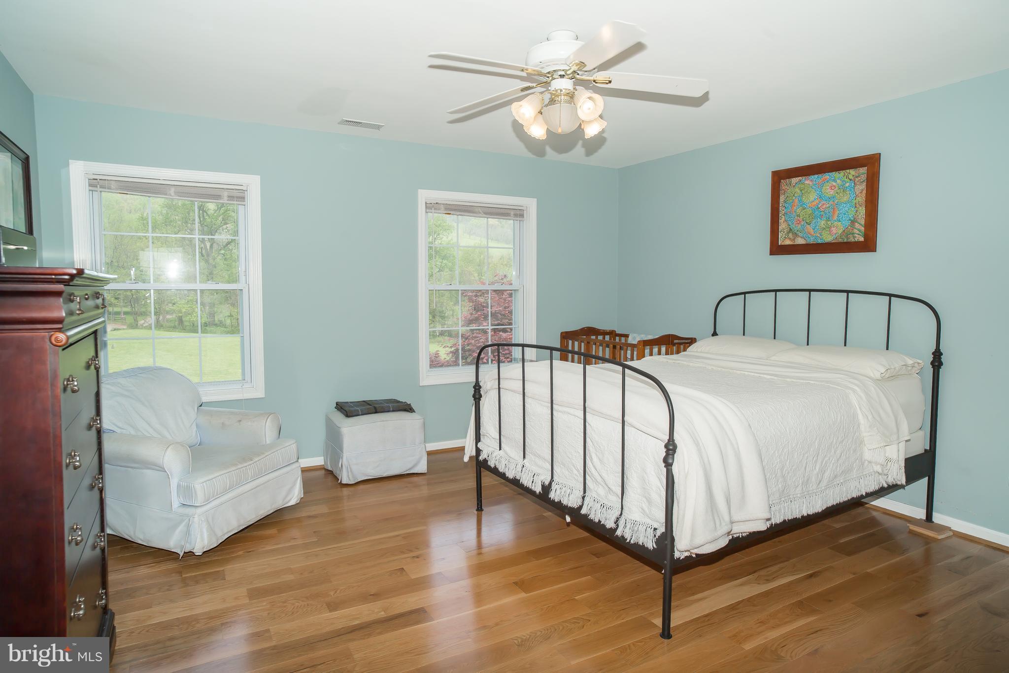 WHITEHALL FARM - Residential