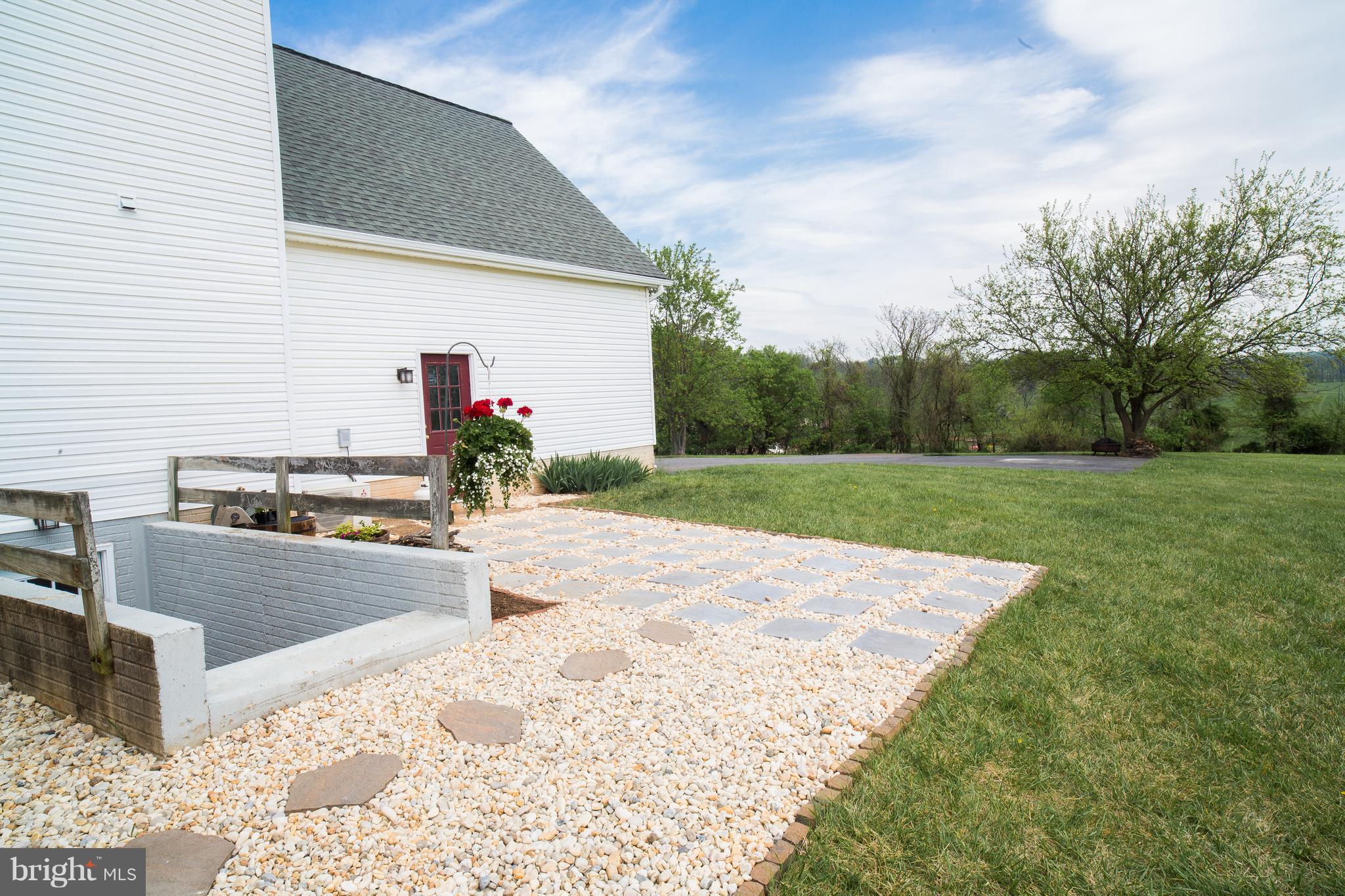 WHITEHALL FARM - Residential