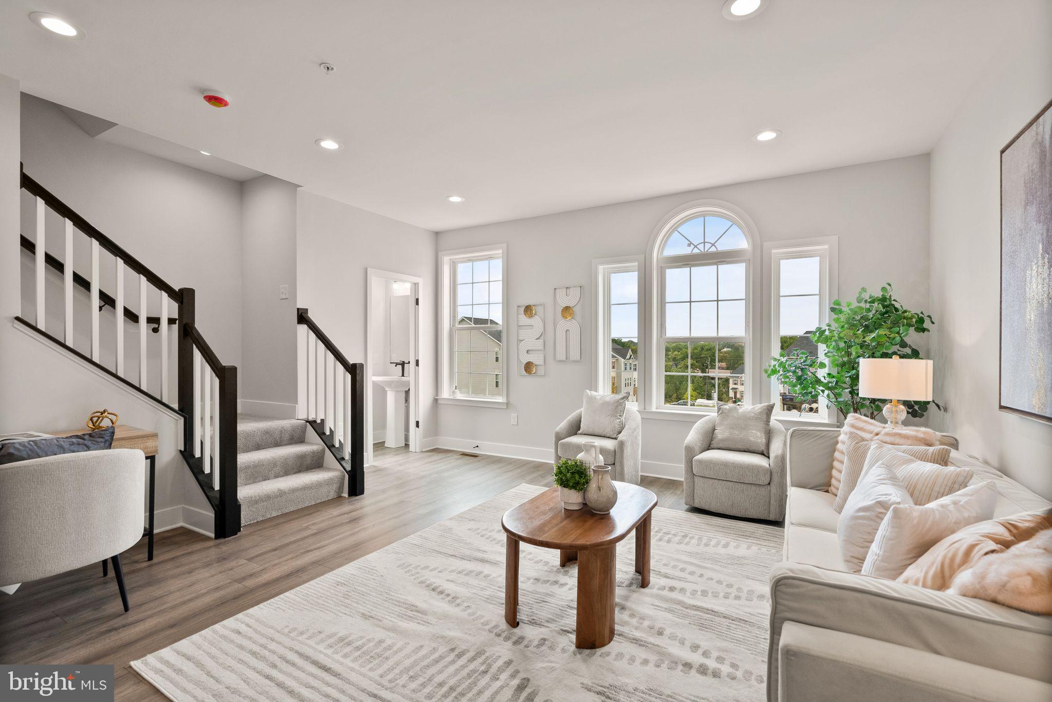 COLUMBIA RUN TOWNHOMES - Residential