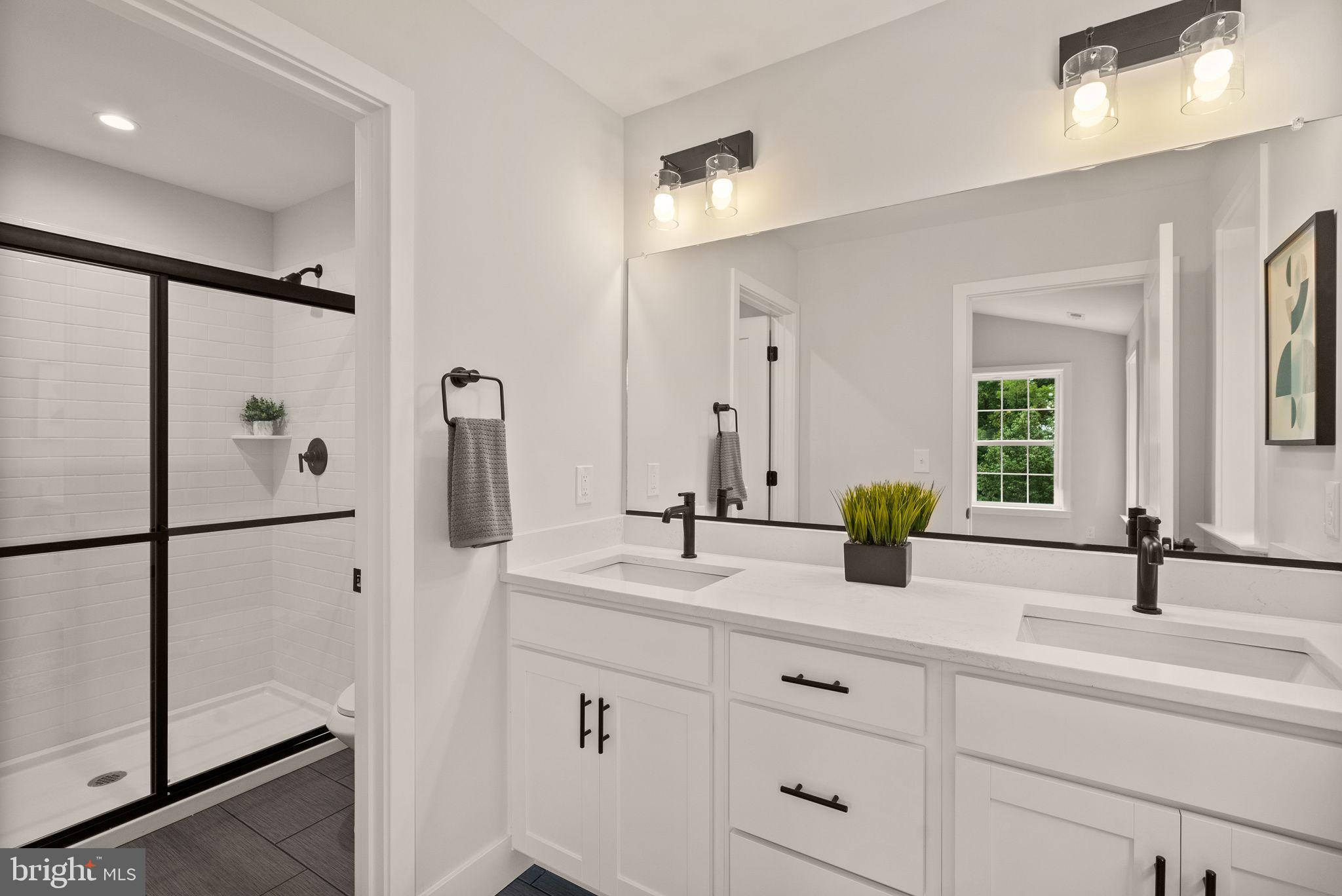 COLUMBIA RUN TOWNHOMES - Residential