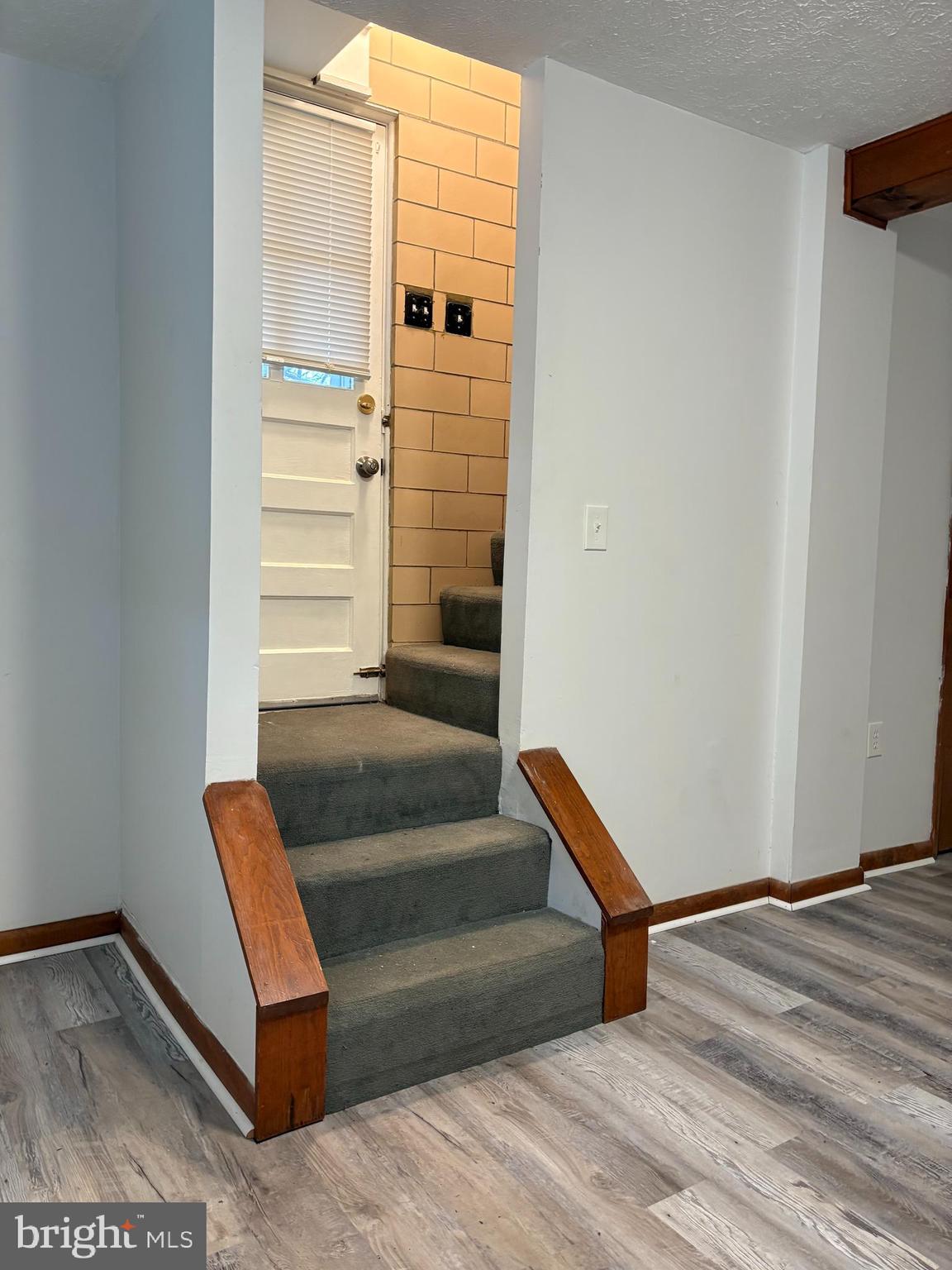 OVERLEA - Residential