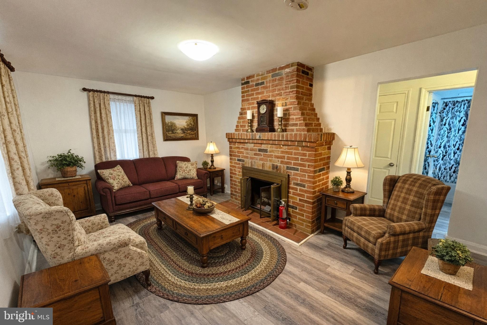 OVERLEA - Residential