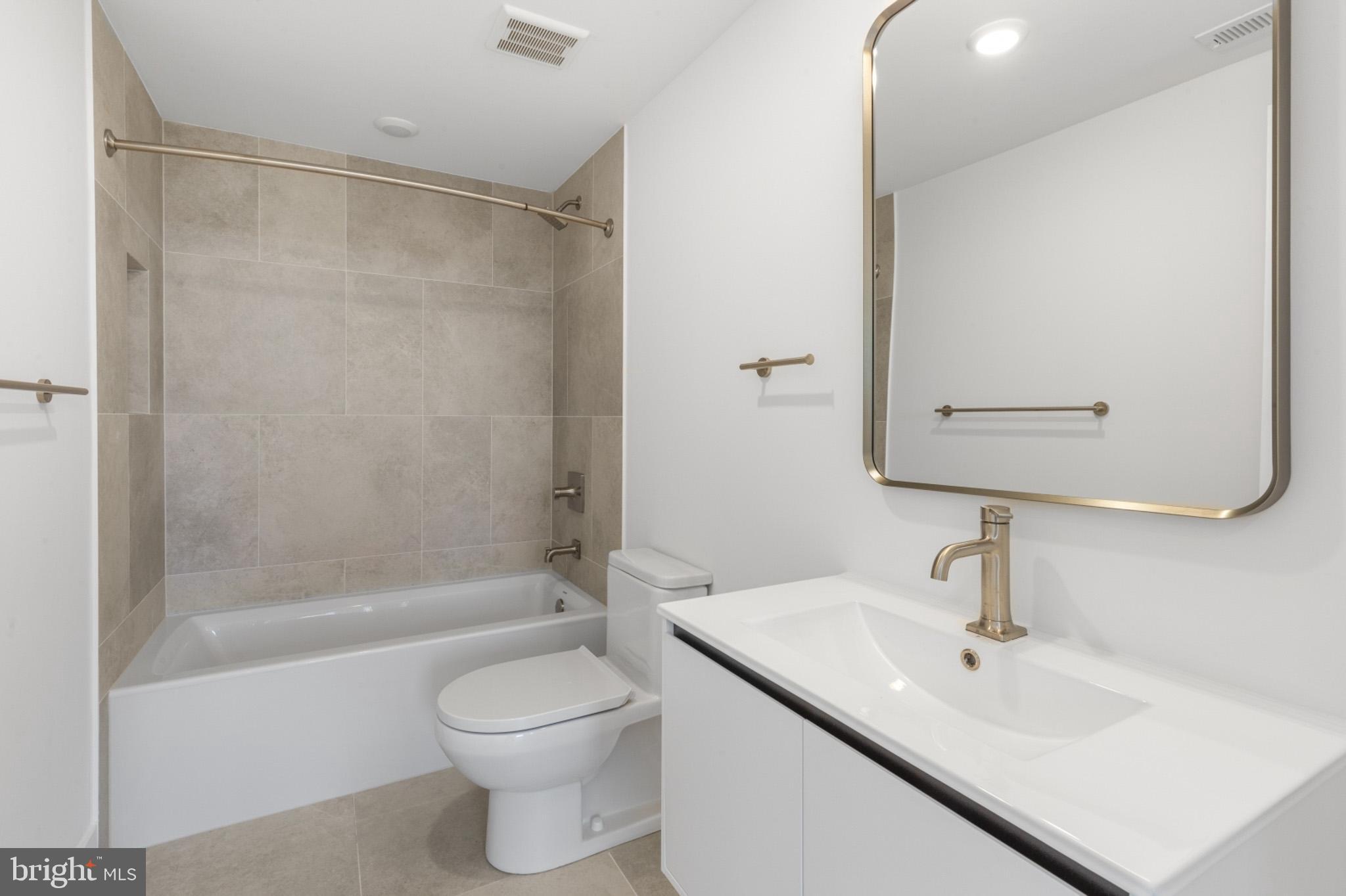 FISHTOWN - Residential Lease