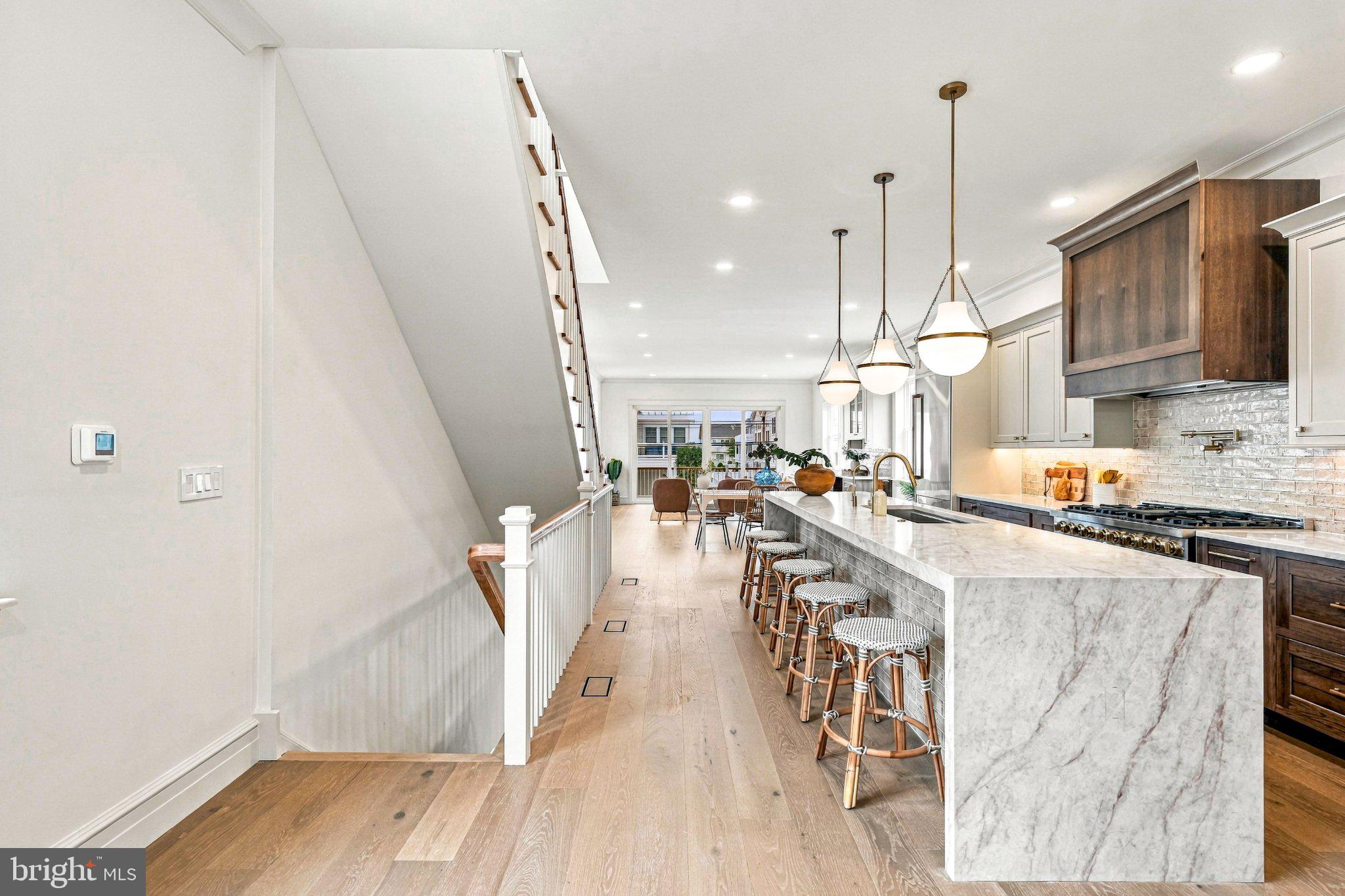 9612 MONMOUTH