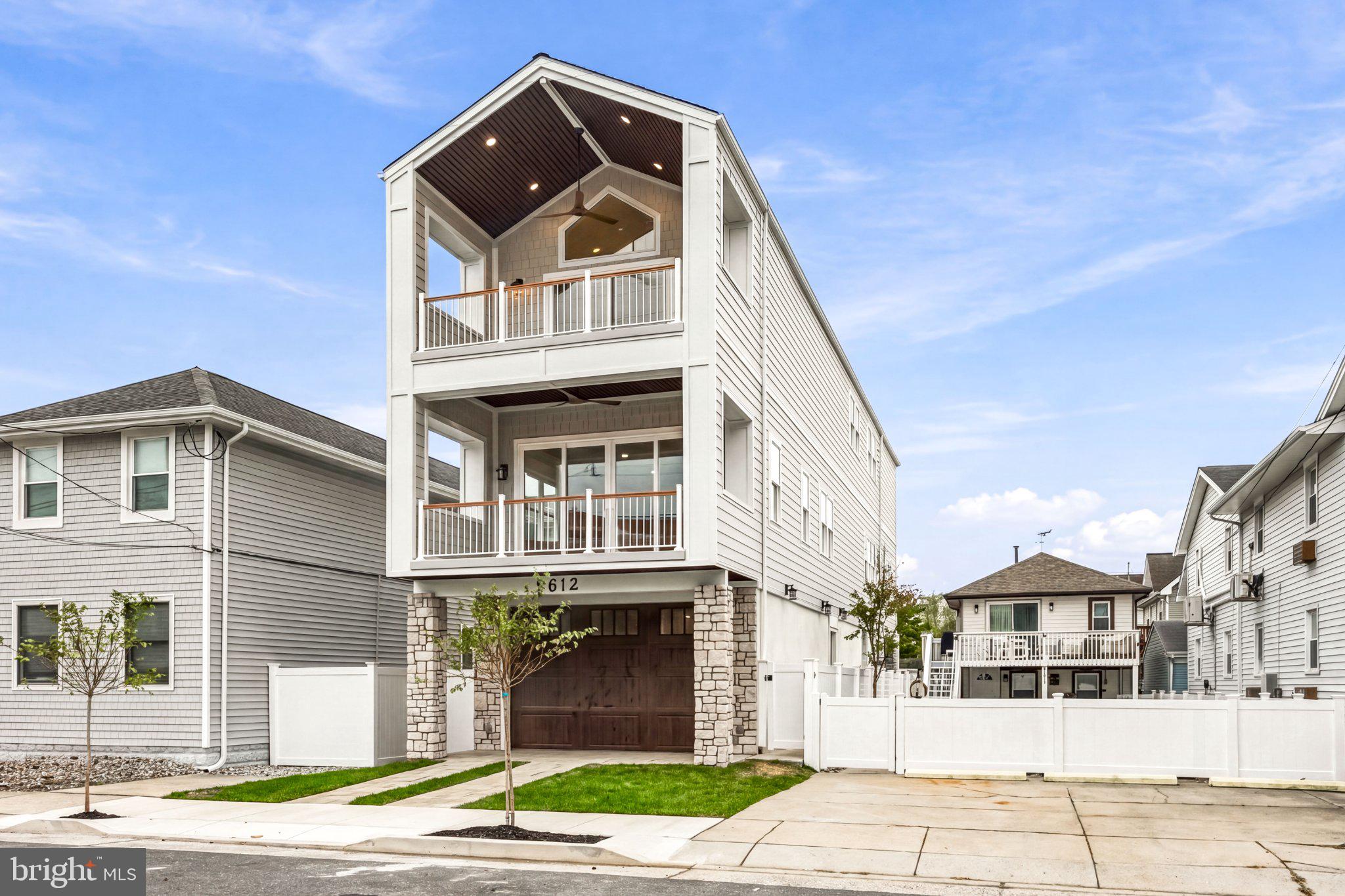 9612 MONMOUTH