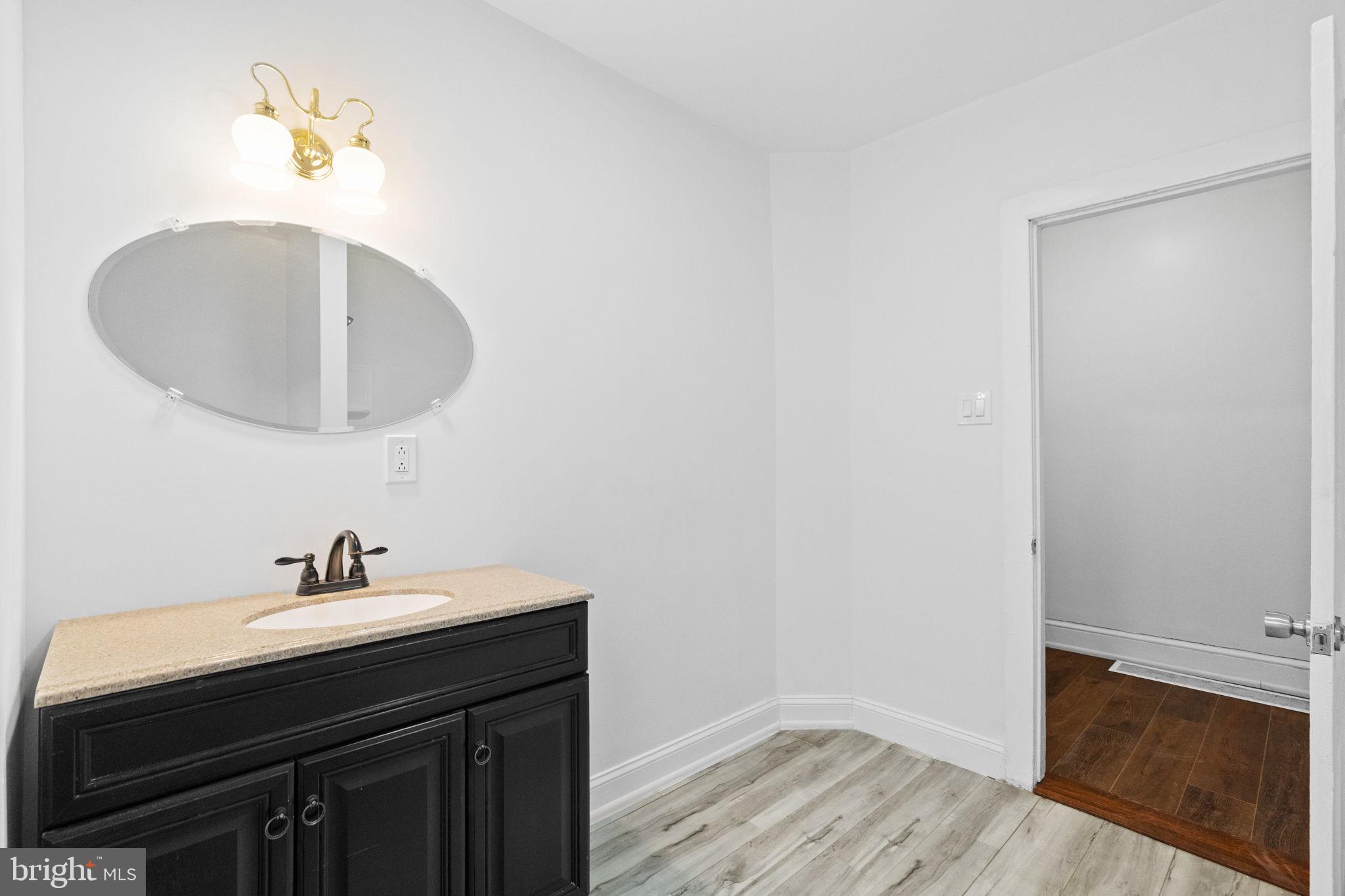 NORRISTOWN - Residential