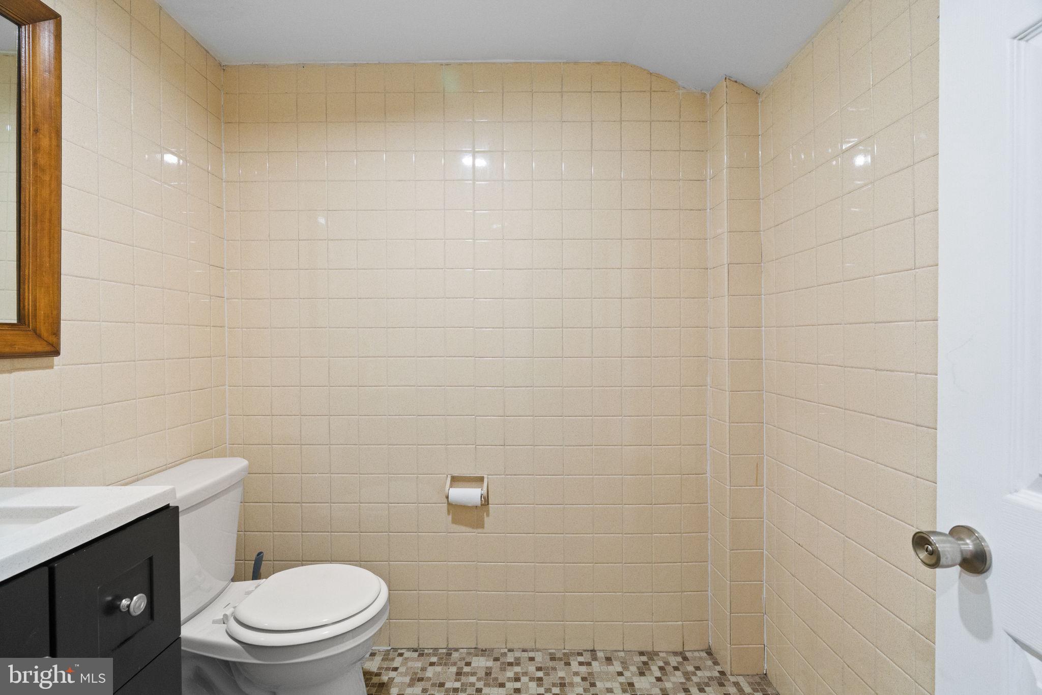 NORRISTOWN - Residential