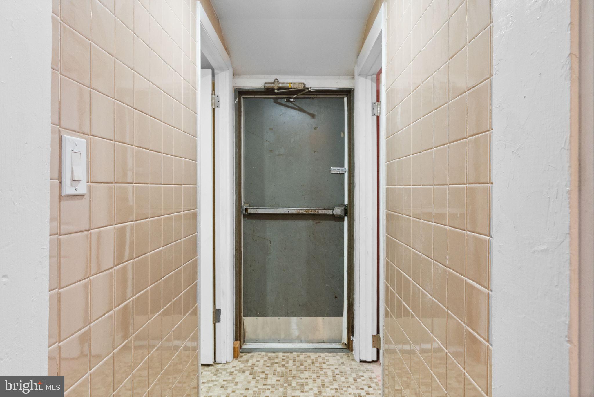 NORRISTOWN - Residential