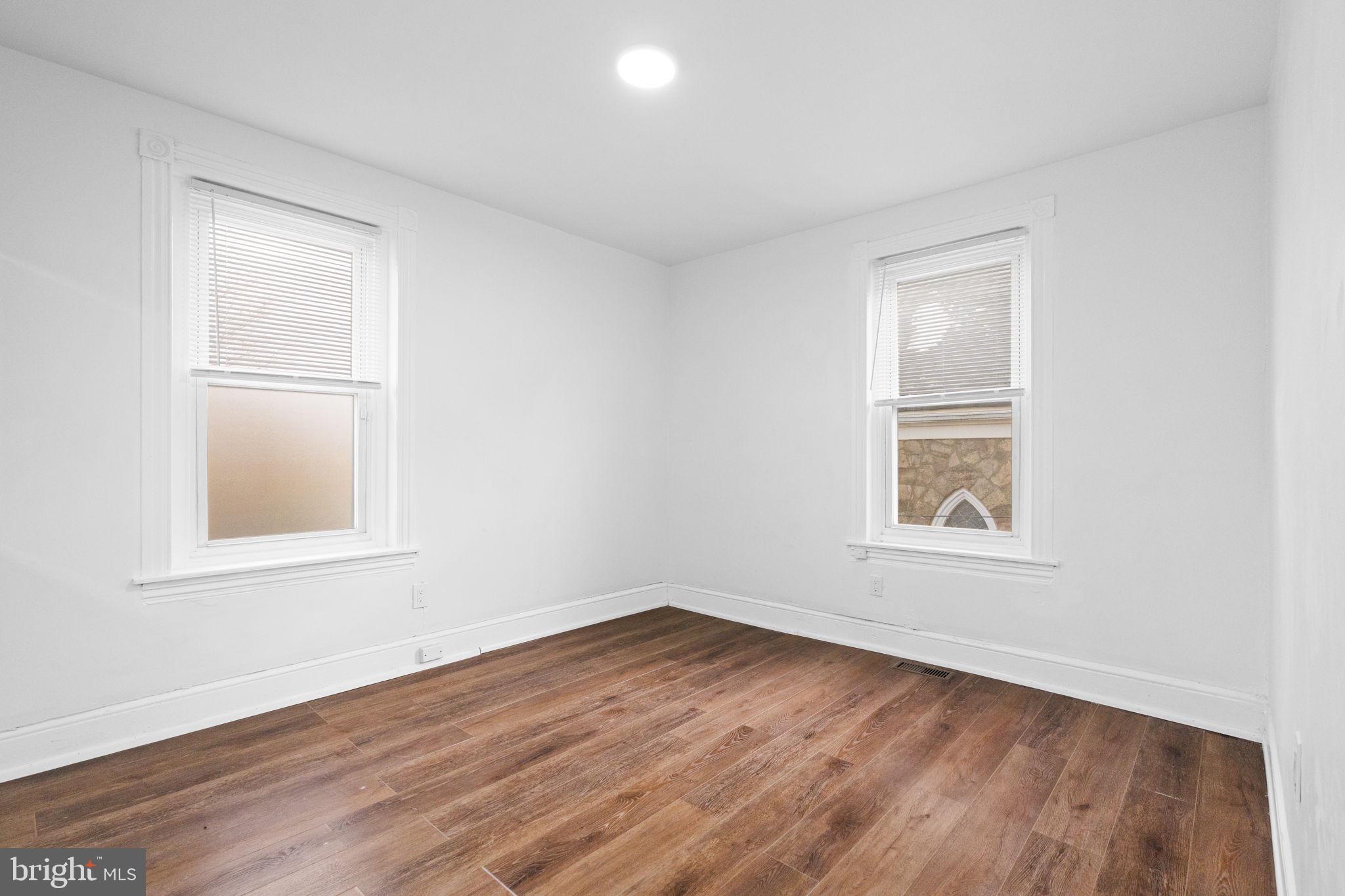 NORRISTOWN - Residential