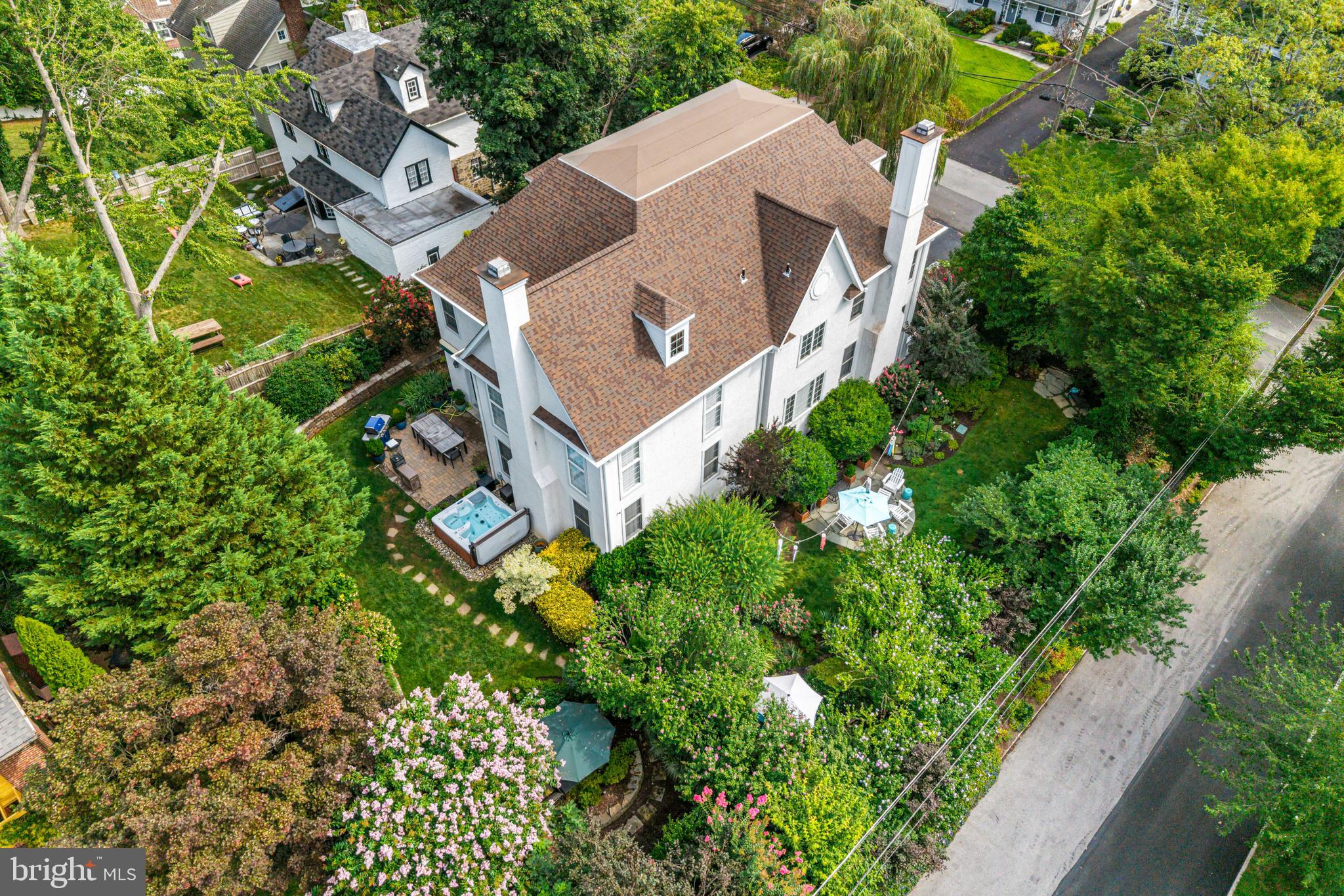 SOUTH WAYNE - Residential