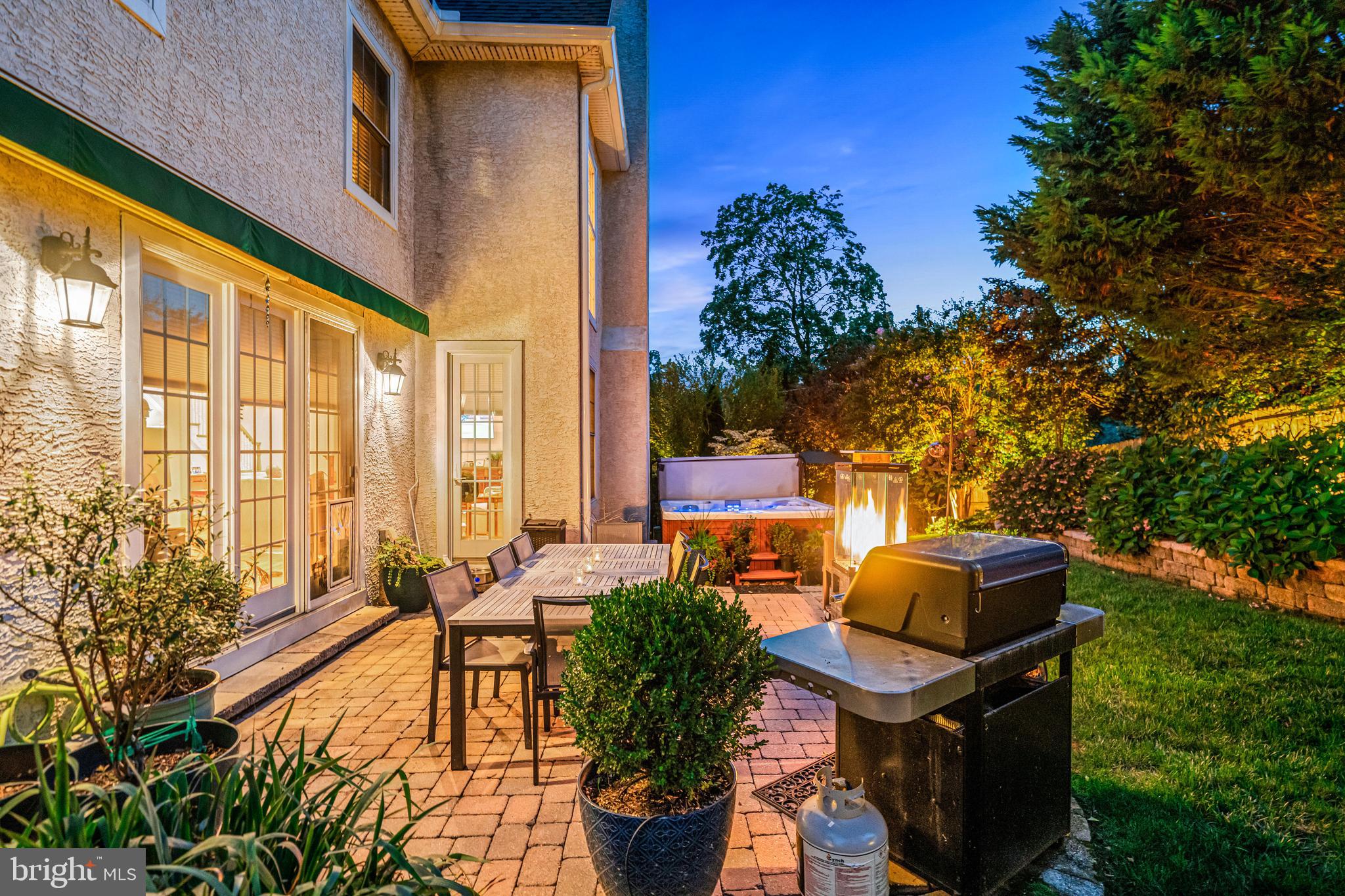 SOUTH WAYNE - Residential