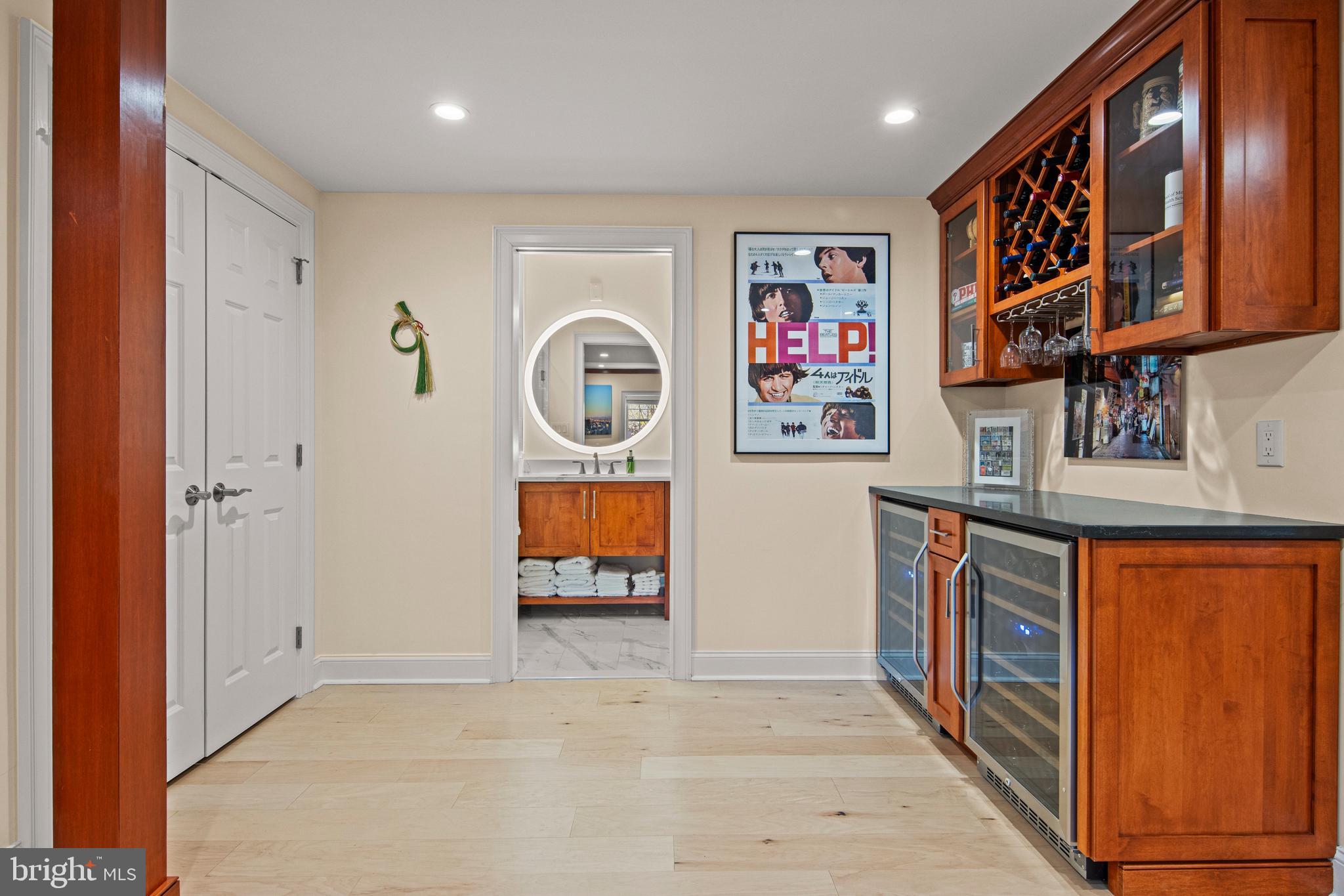 SOUTH WAYNE - Residential
