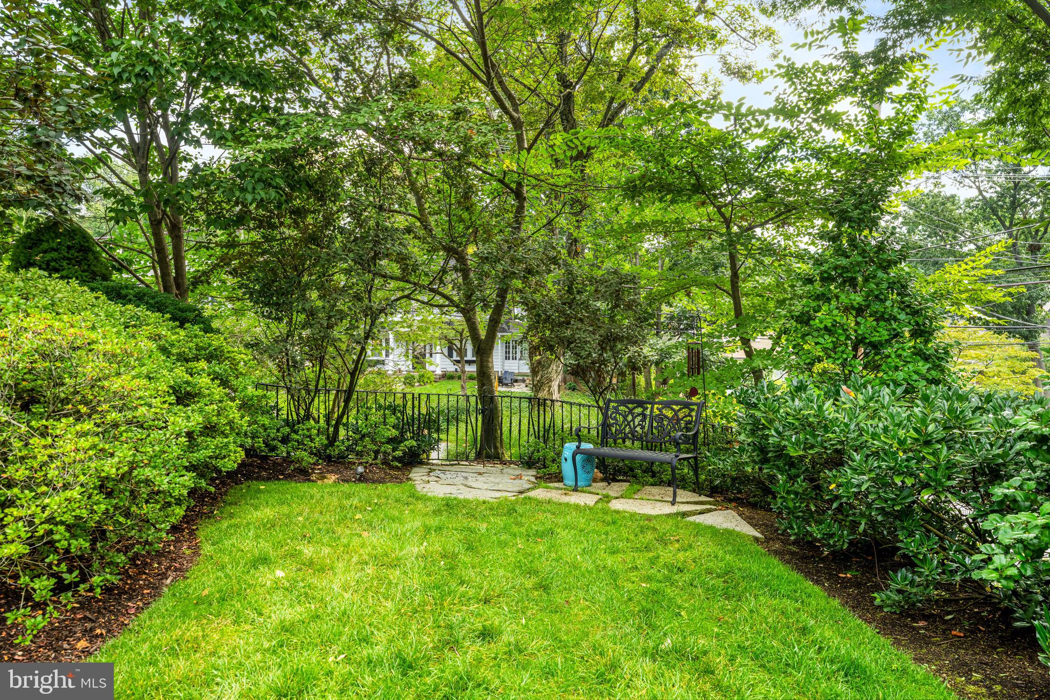 SOUTH WAYNE - Residential