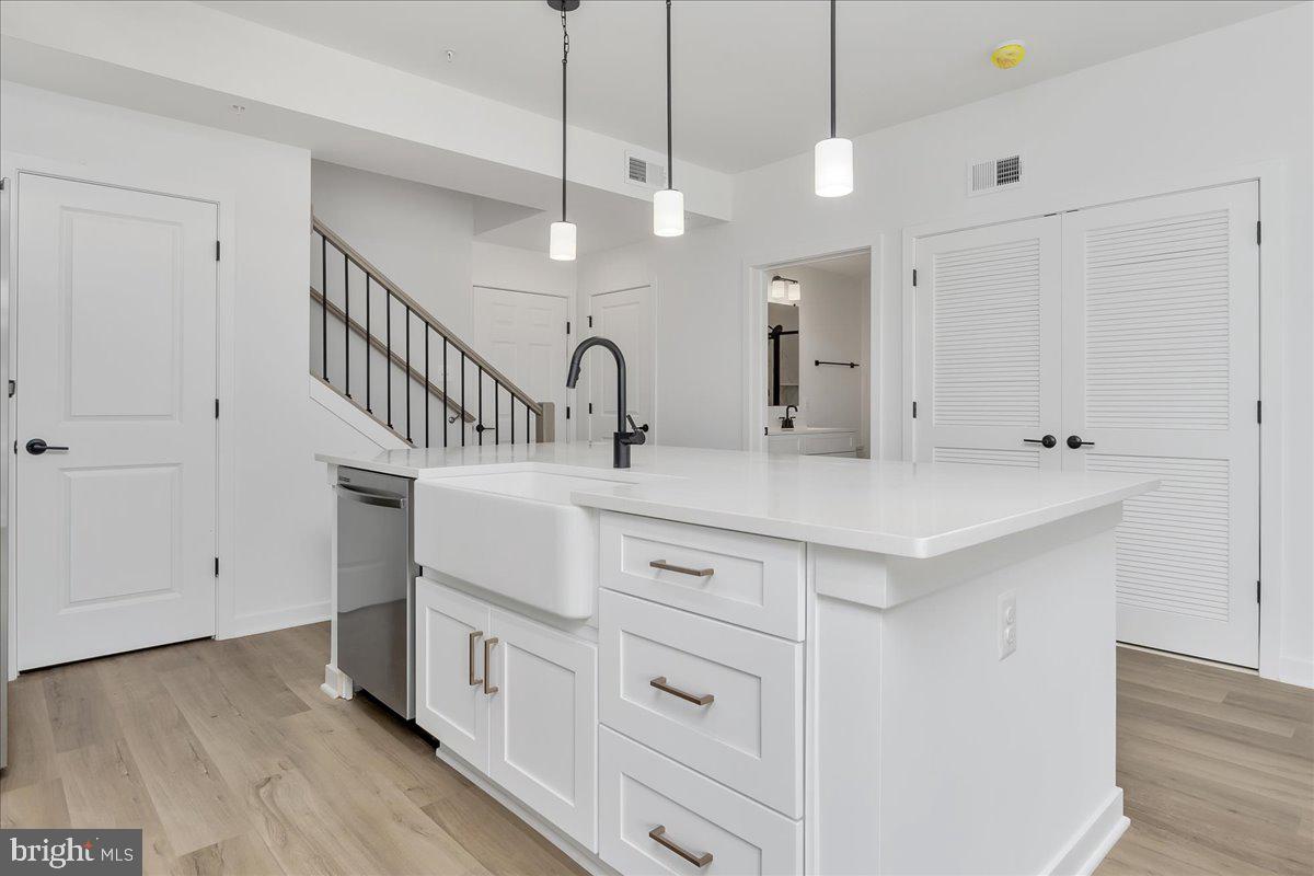 GAMBRILL GLENN - Residential