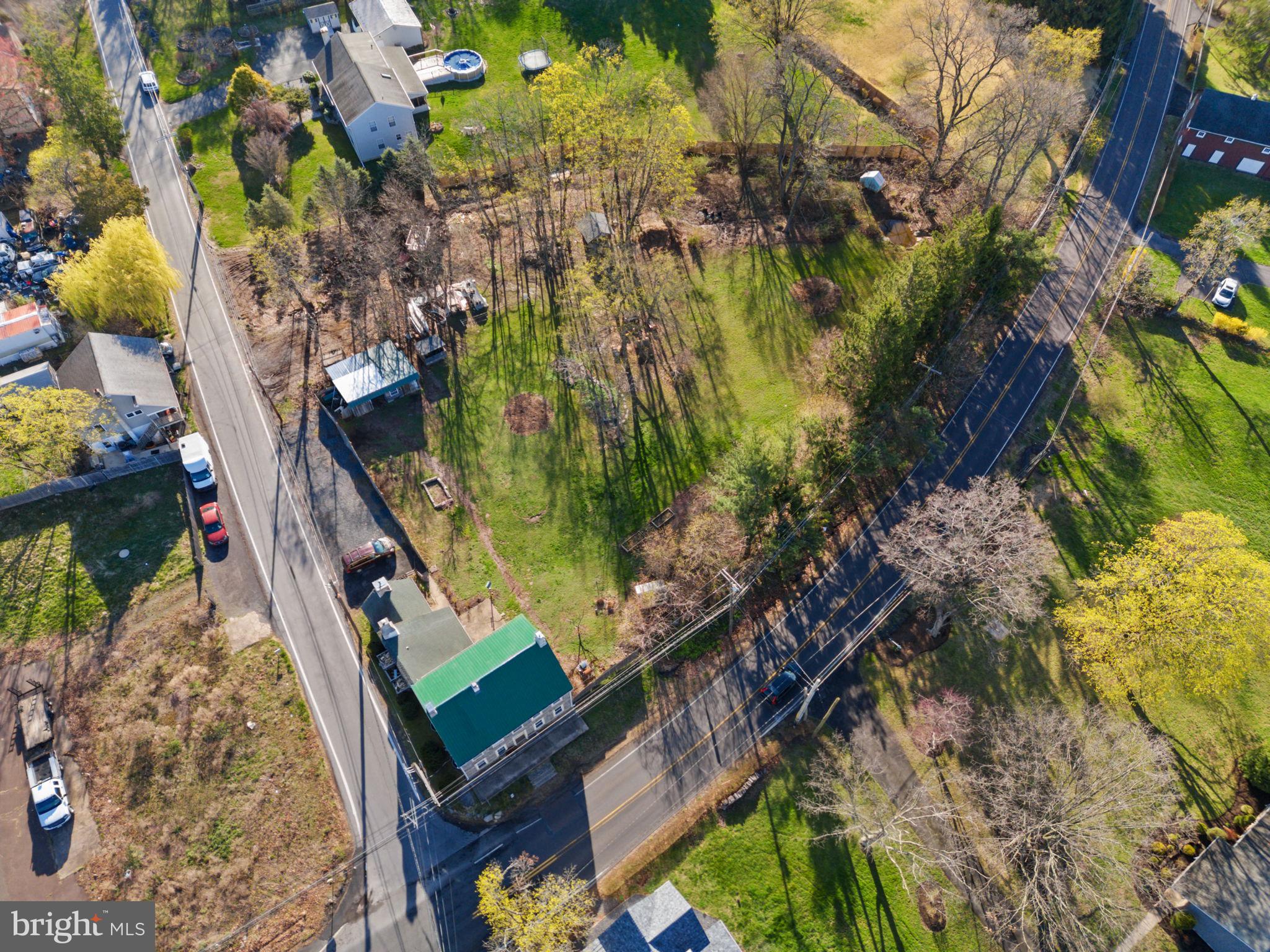 2735 OLD BETHLEHEM PIKE