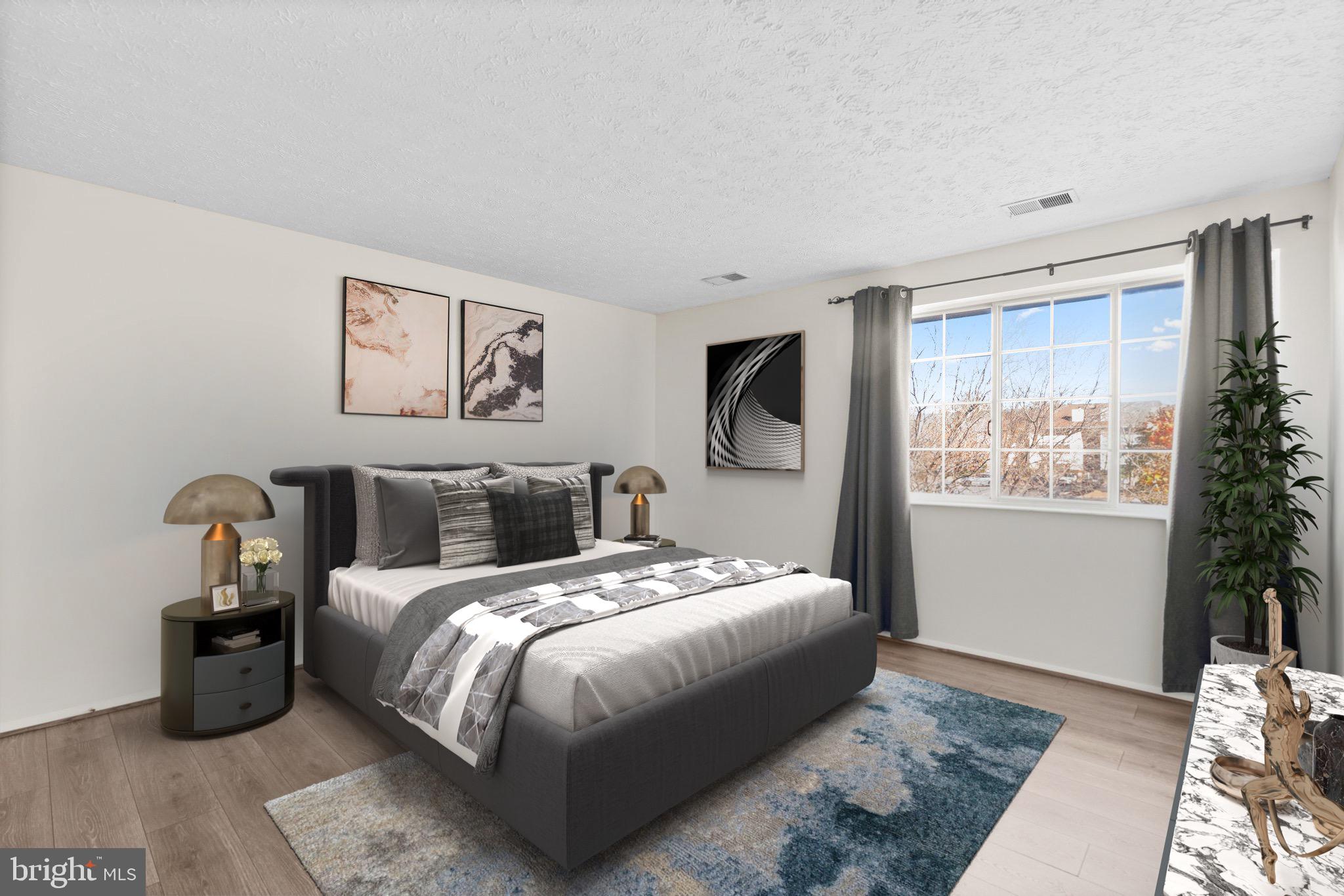 KNOLLS AT NORTH LAKE CONDOMINIUM - Residential