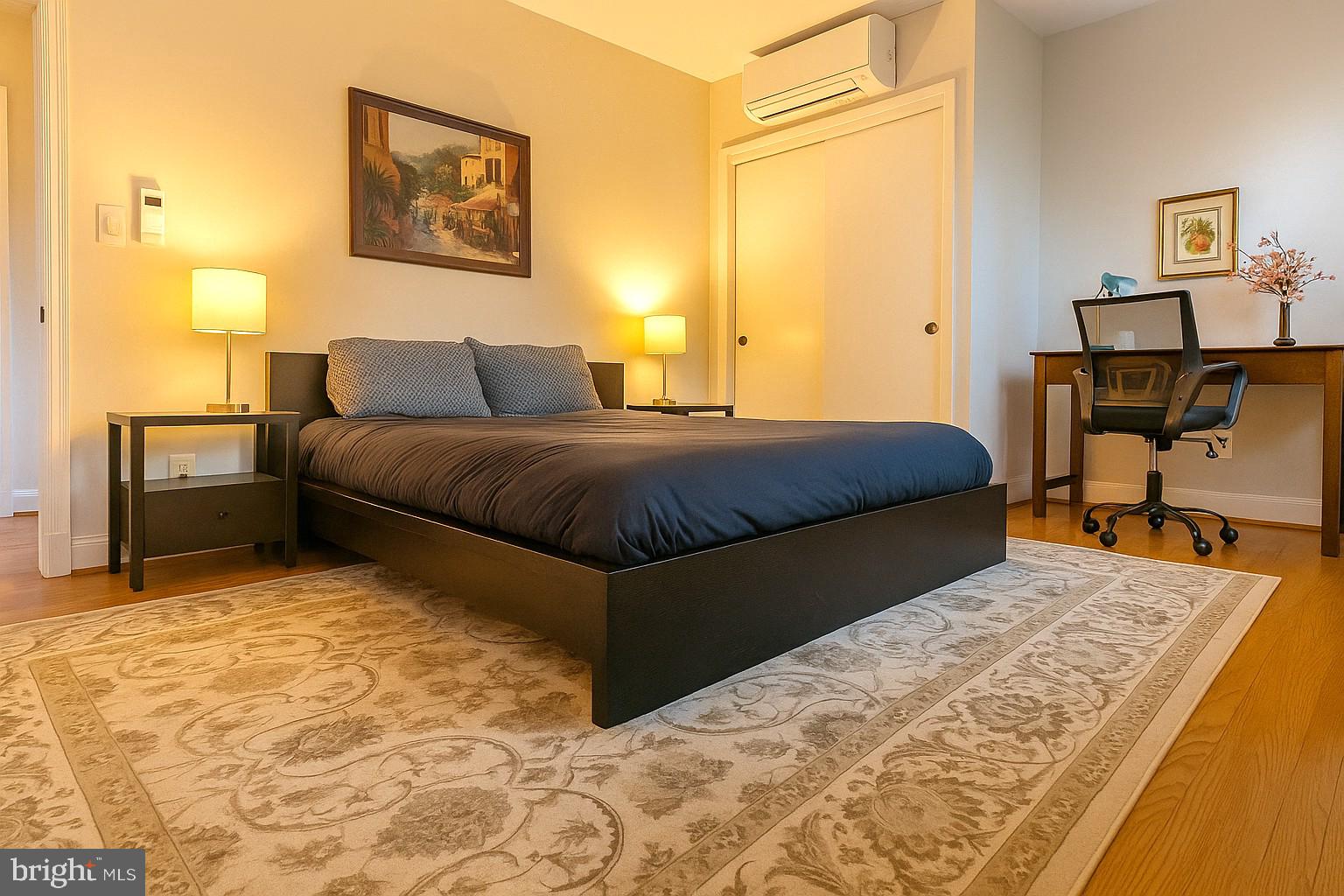 ROSEMONT - Residential