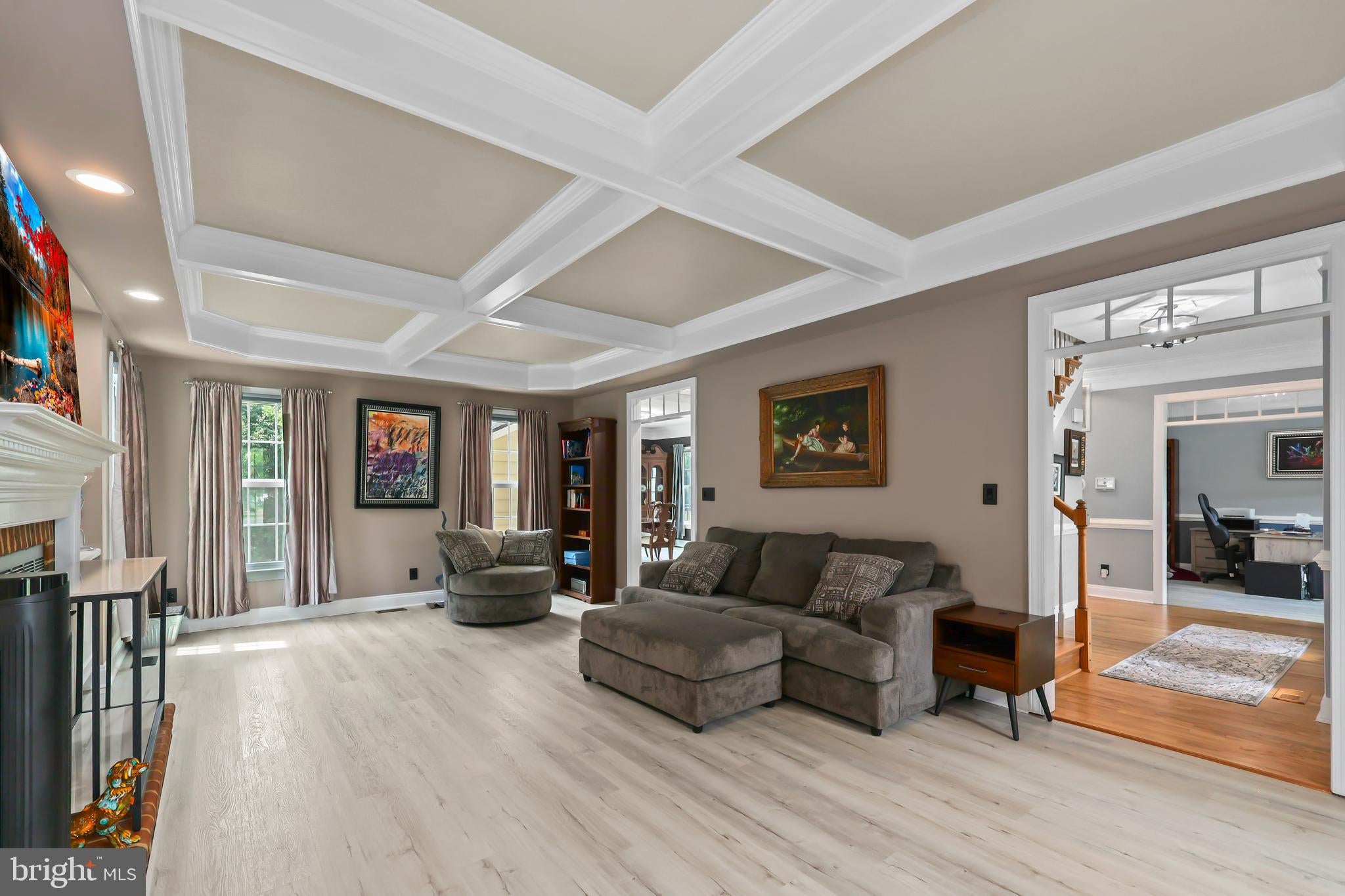 8405 BROADMORE LANE