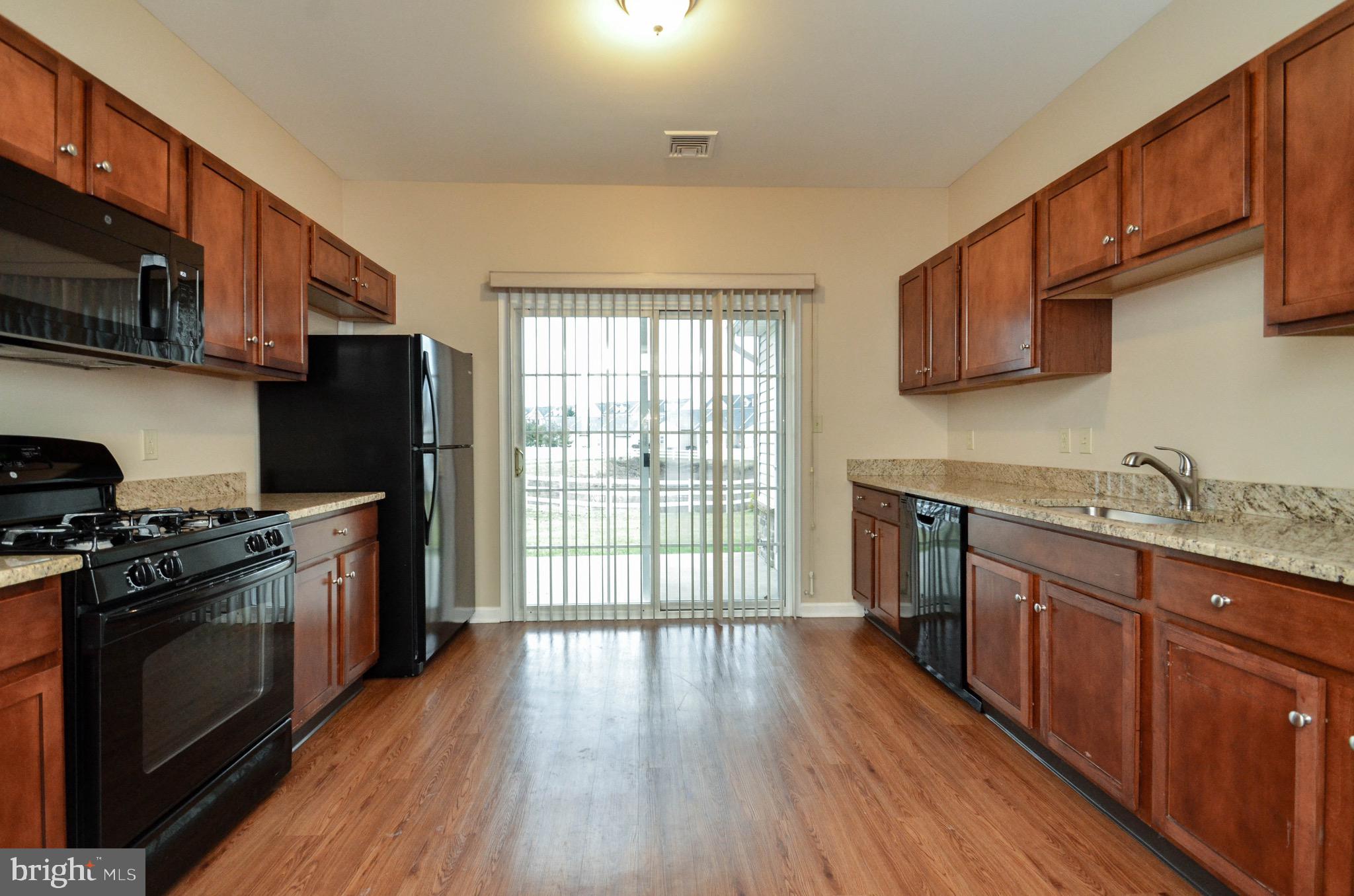 SULLIVAN TRIAIL I - Residential
