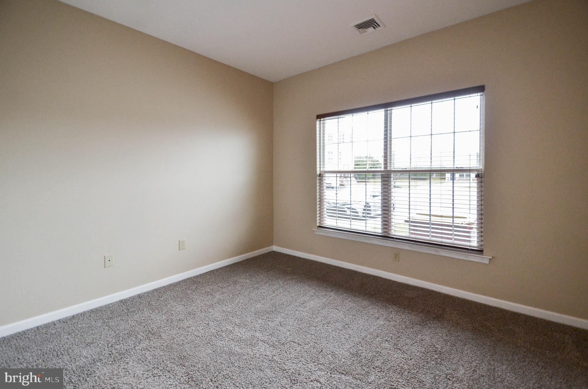 SULLIVAN TRIAIL I - Residential