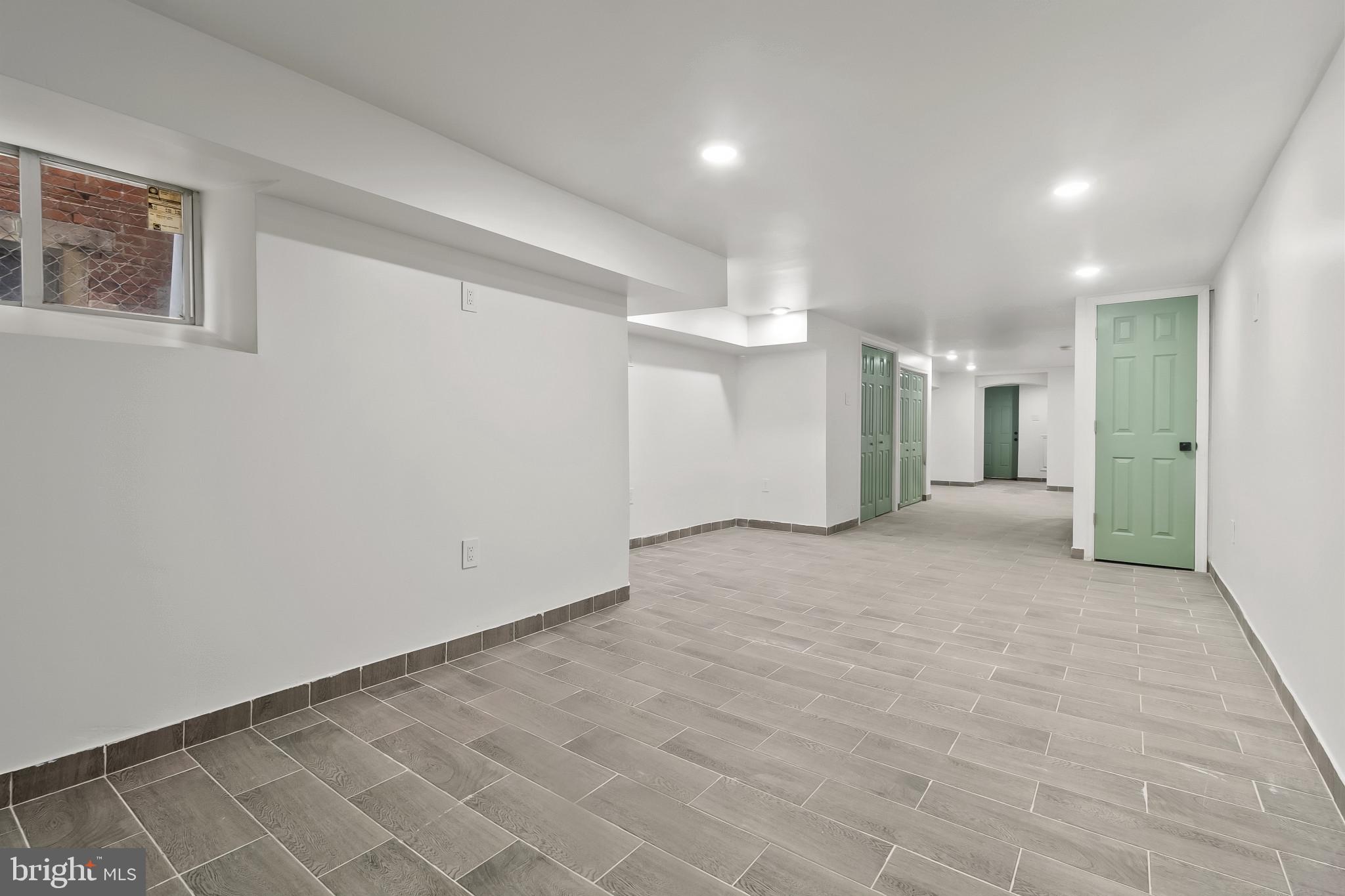 WEST PHILADELPHIA - Residential