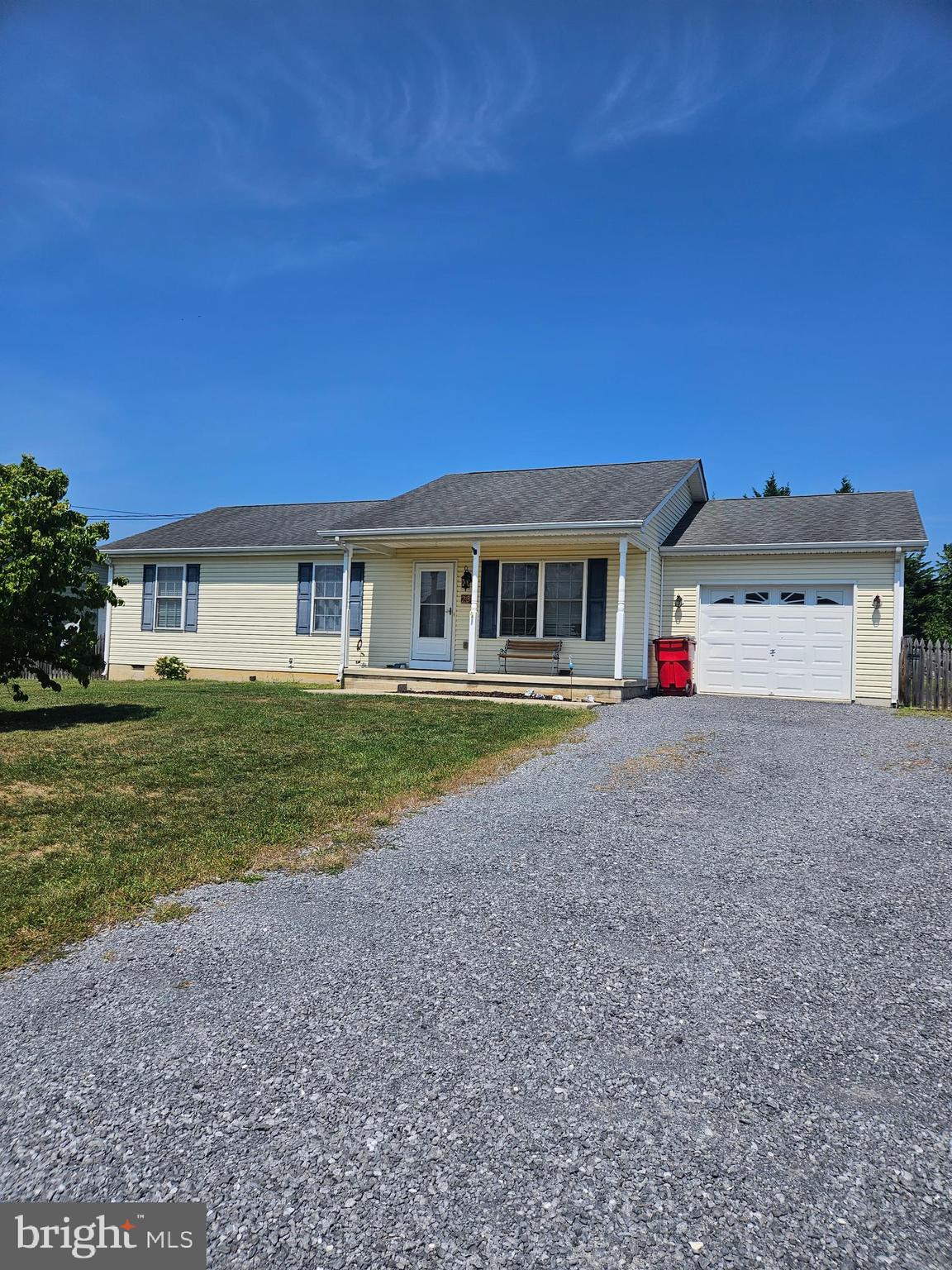 Are you looking for 1 level living with an open floor plan? Look no further this gorgeous home is ready for its new owners. Home boast a large rear deck, and fenced rear yard. Great commuter location.
Hurry before it's gone