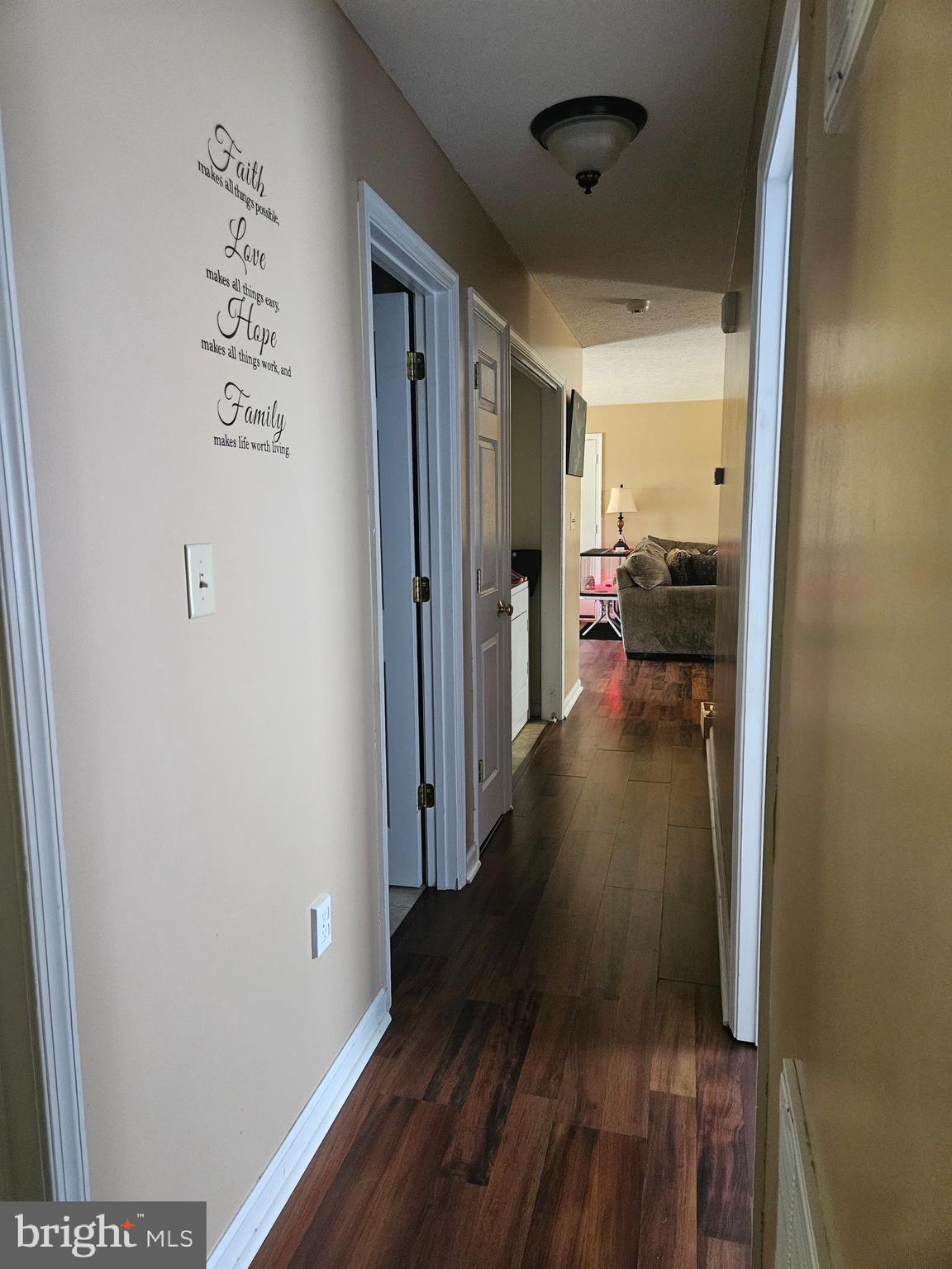 ELIZABETH STATION - Residential