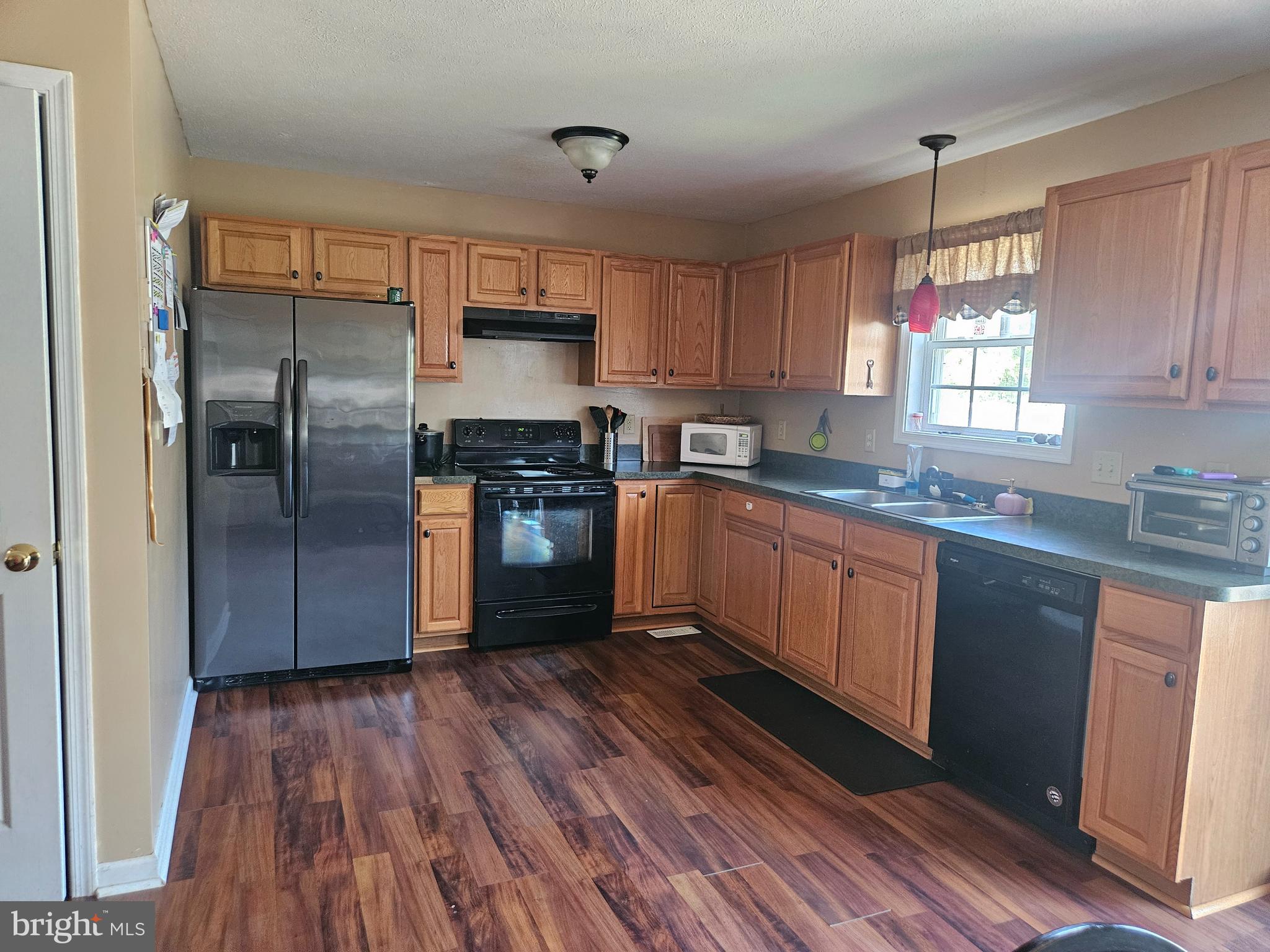 ELIZABETH STATION - Residential