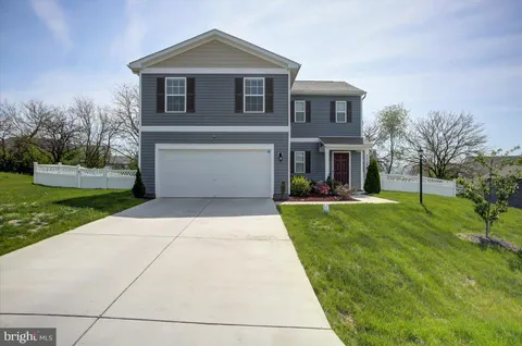 11174 Cross Fields Drive, Waynesboro, PA MLS: PAFL2026952