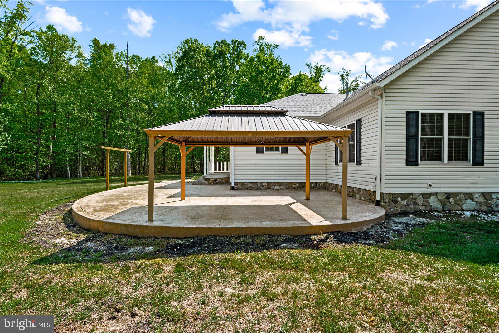 MT MORIAH ON THE POTOMAC - Residential