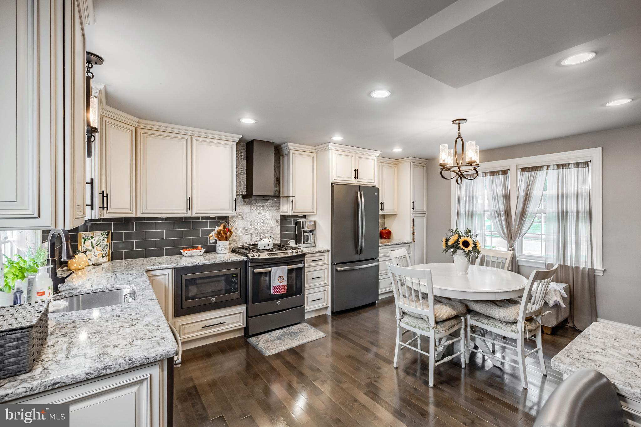 CHATHAM PARK - Residential