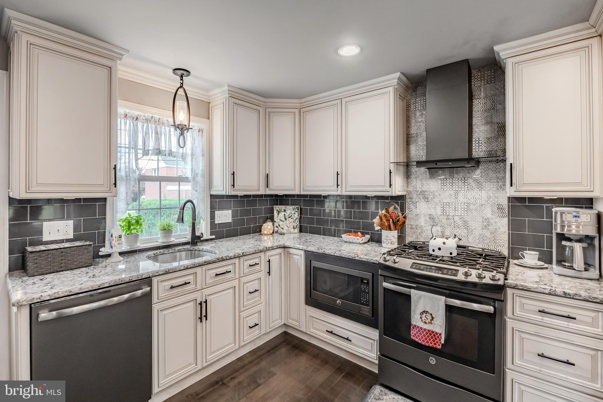 CHATHAM PARK - Residential