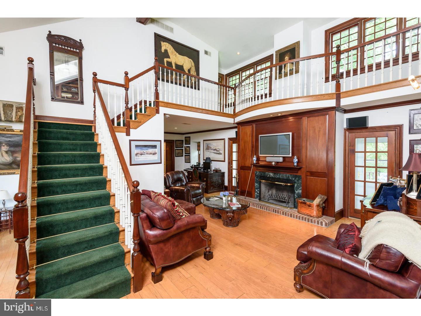 RADNOR HUNT - Residential