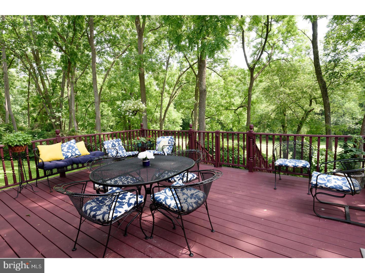 RADNOR HUNT - Residential