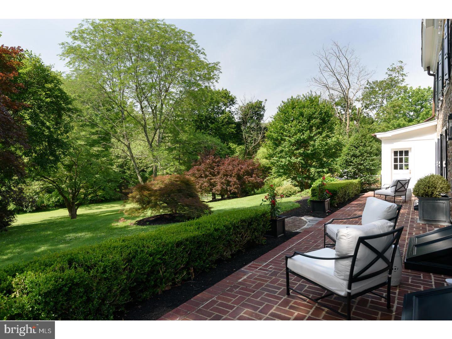 RADNOR HUNT - Residential