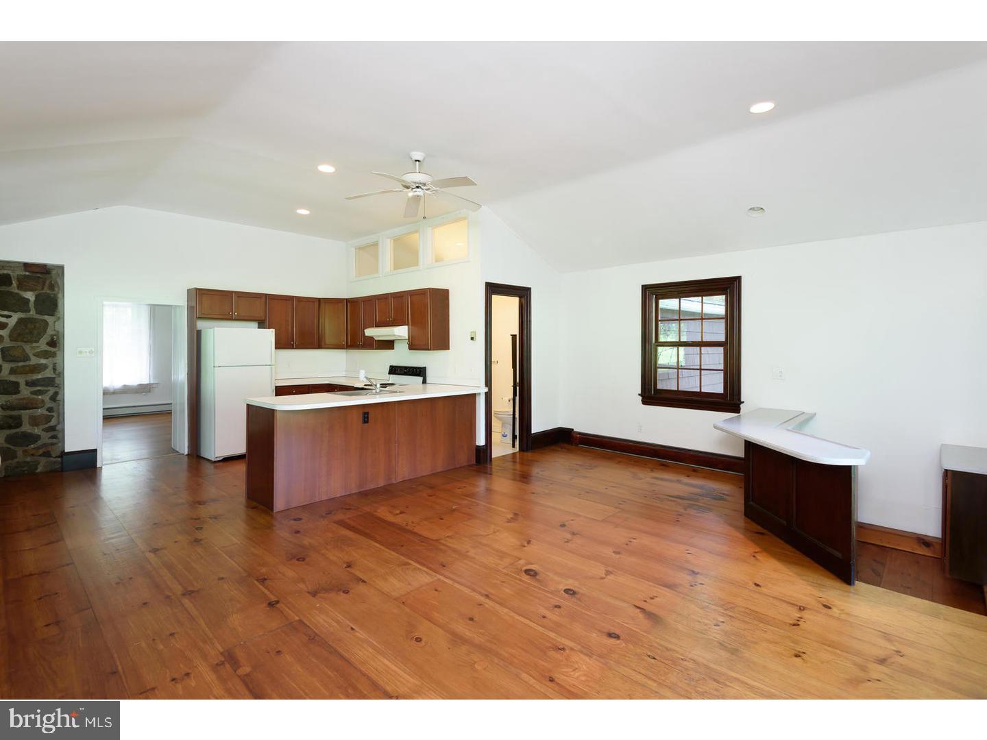 RADNOR HUNT - Residential