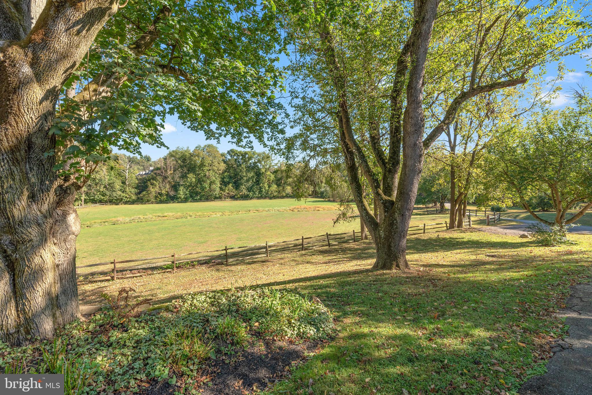 RADNOR HUNT - Residential