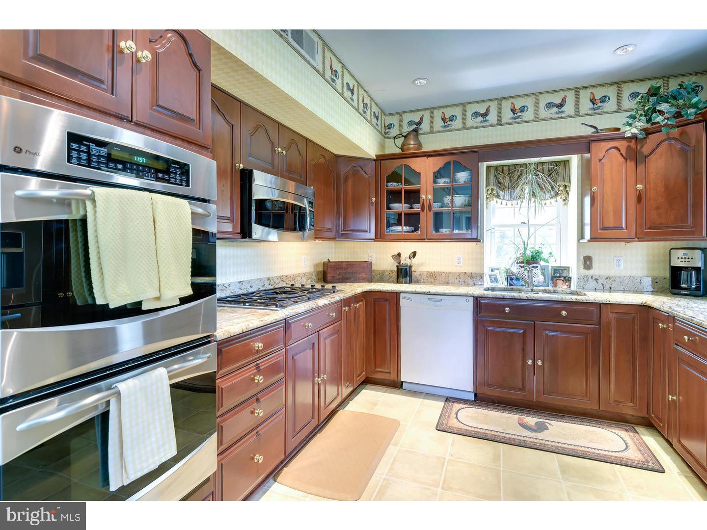 RADNOR HUNT - Residential