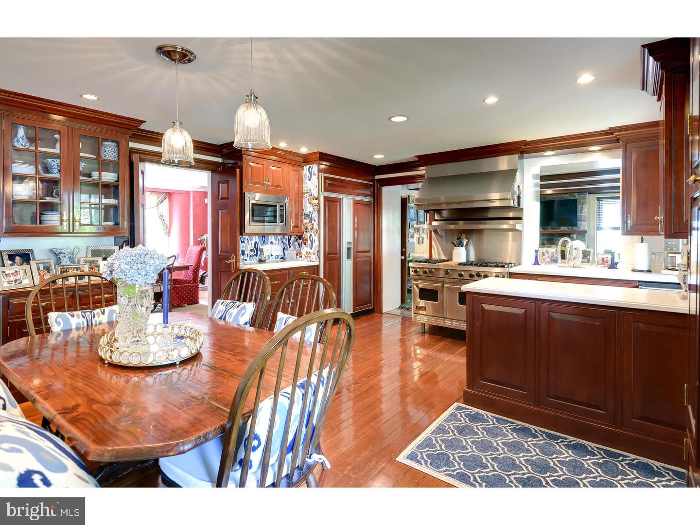 RADNOR HUNT - Residential