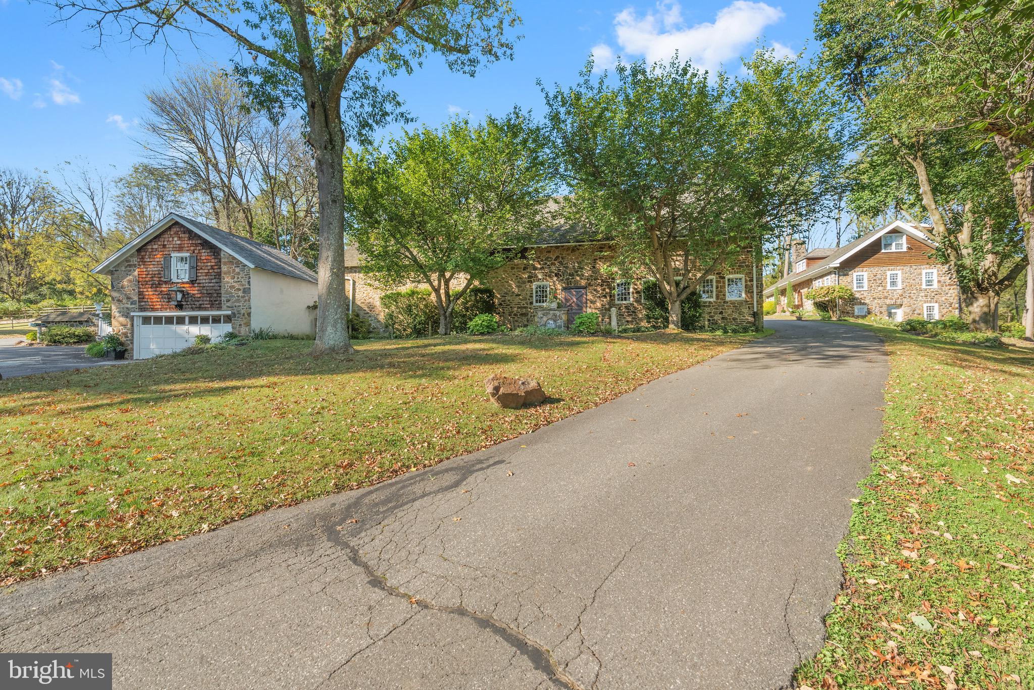 RADNOR HUNT - Residential