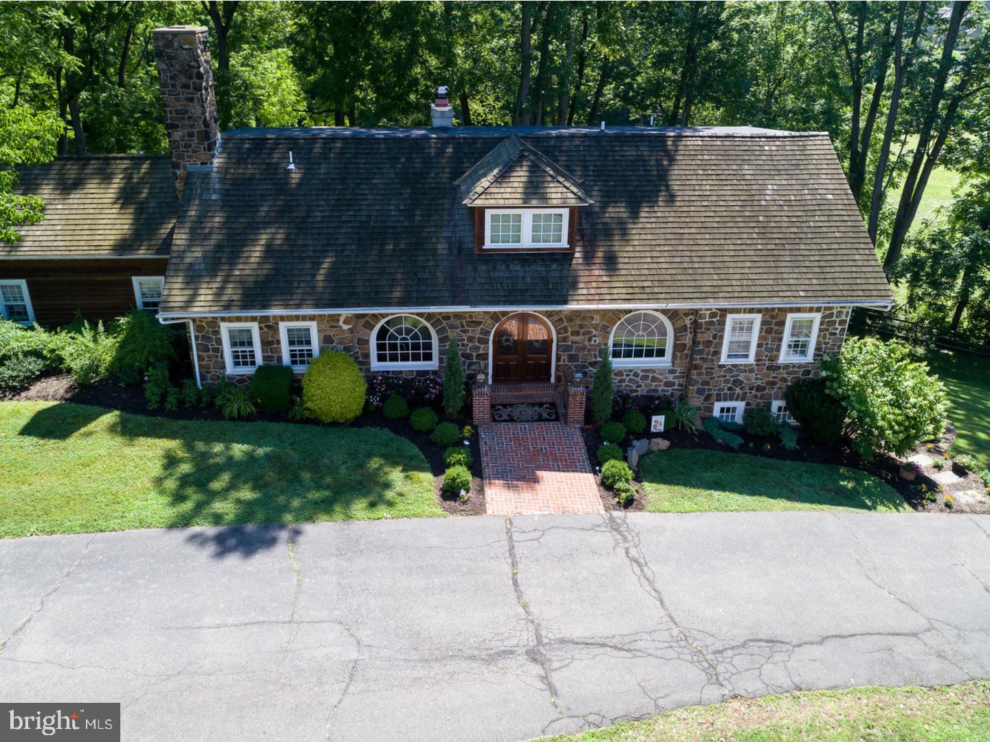 RADNOR HUNT - Residential