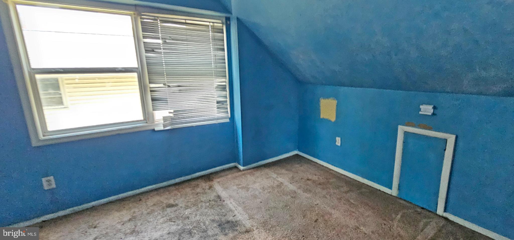 NEW CARROLLTON - Residential