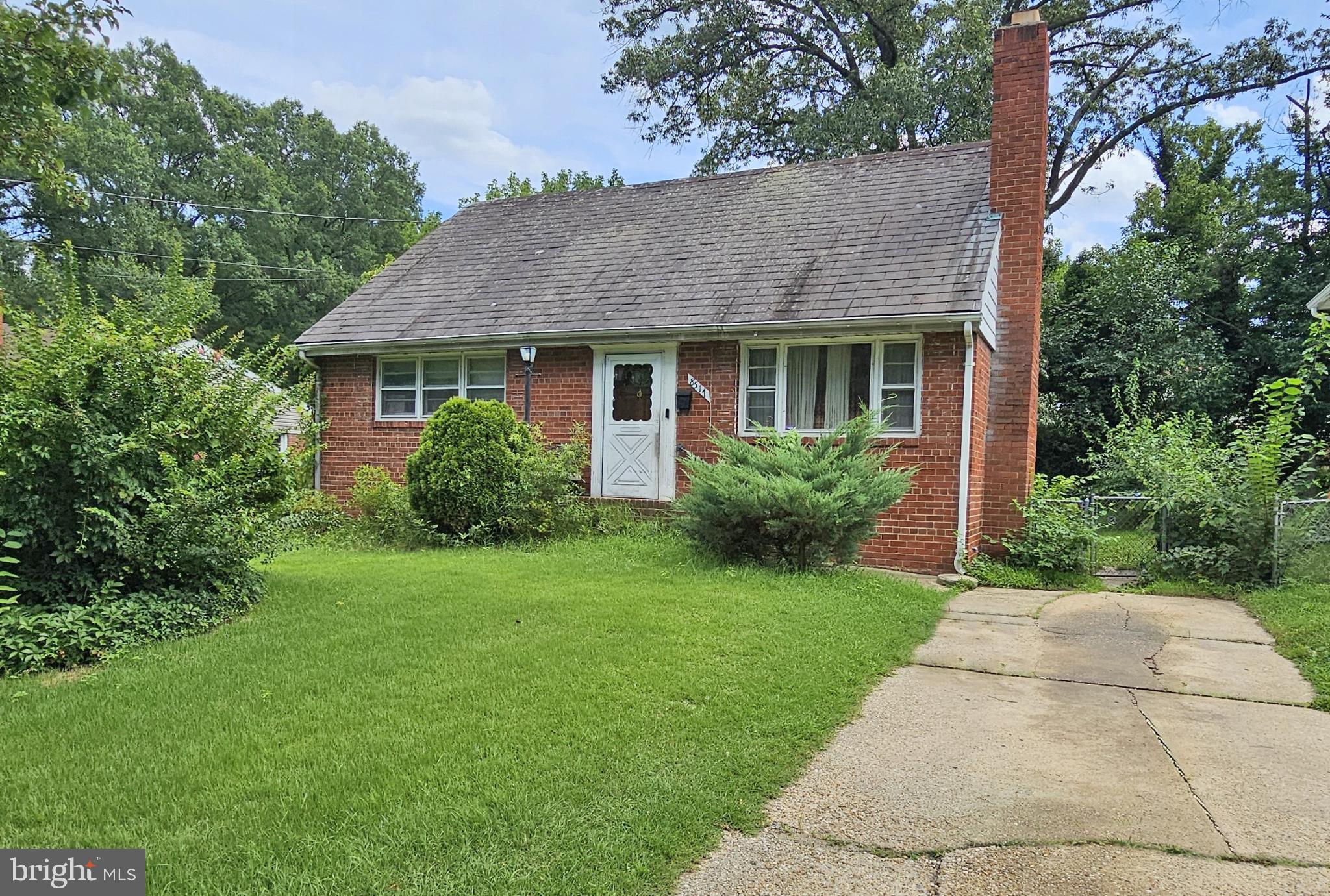 NEW CARROLLTON - Residential