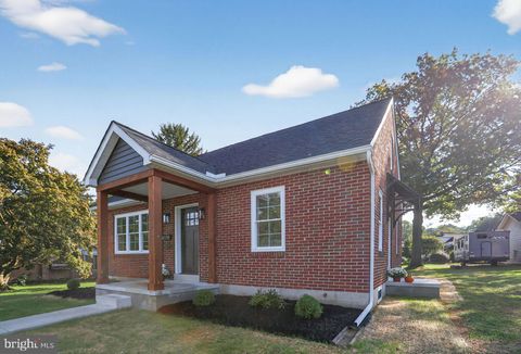 112 SYCAMORE ROAD EPHRATA PA 17522