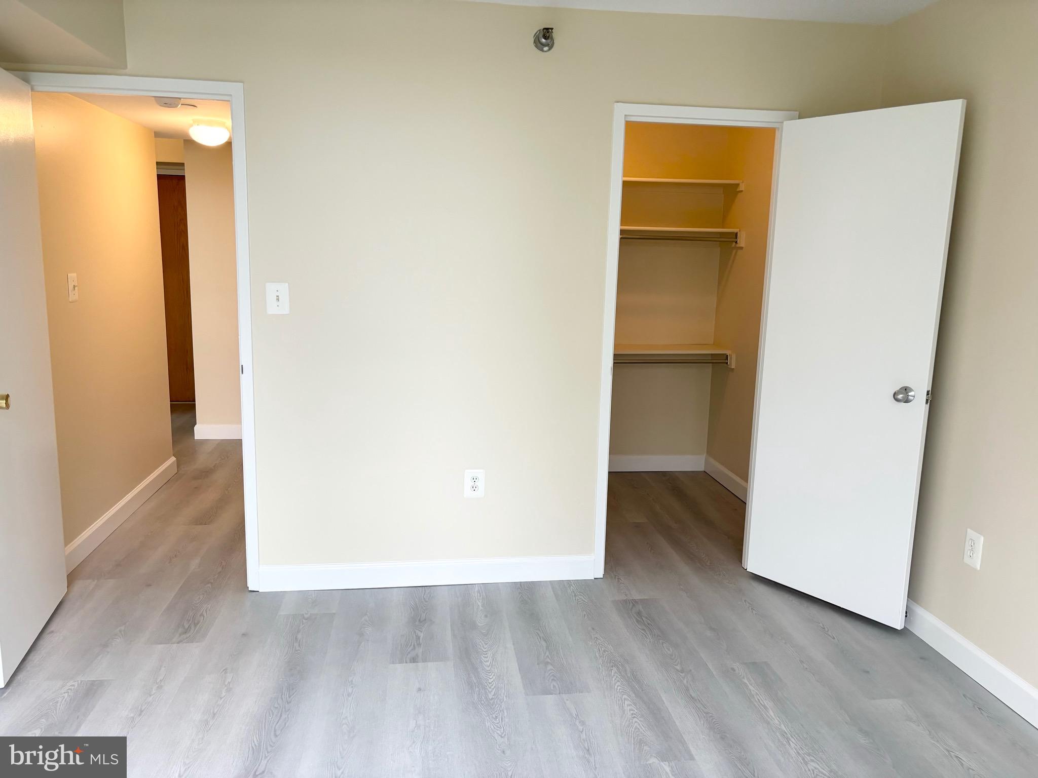 ENCORE OF MCLEAN - Residential Lease