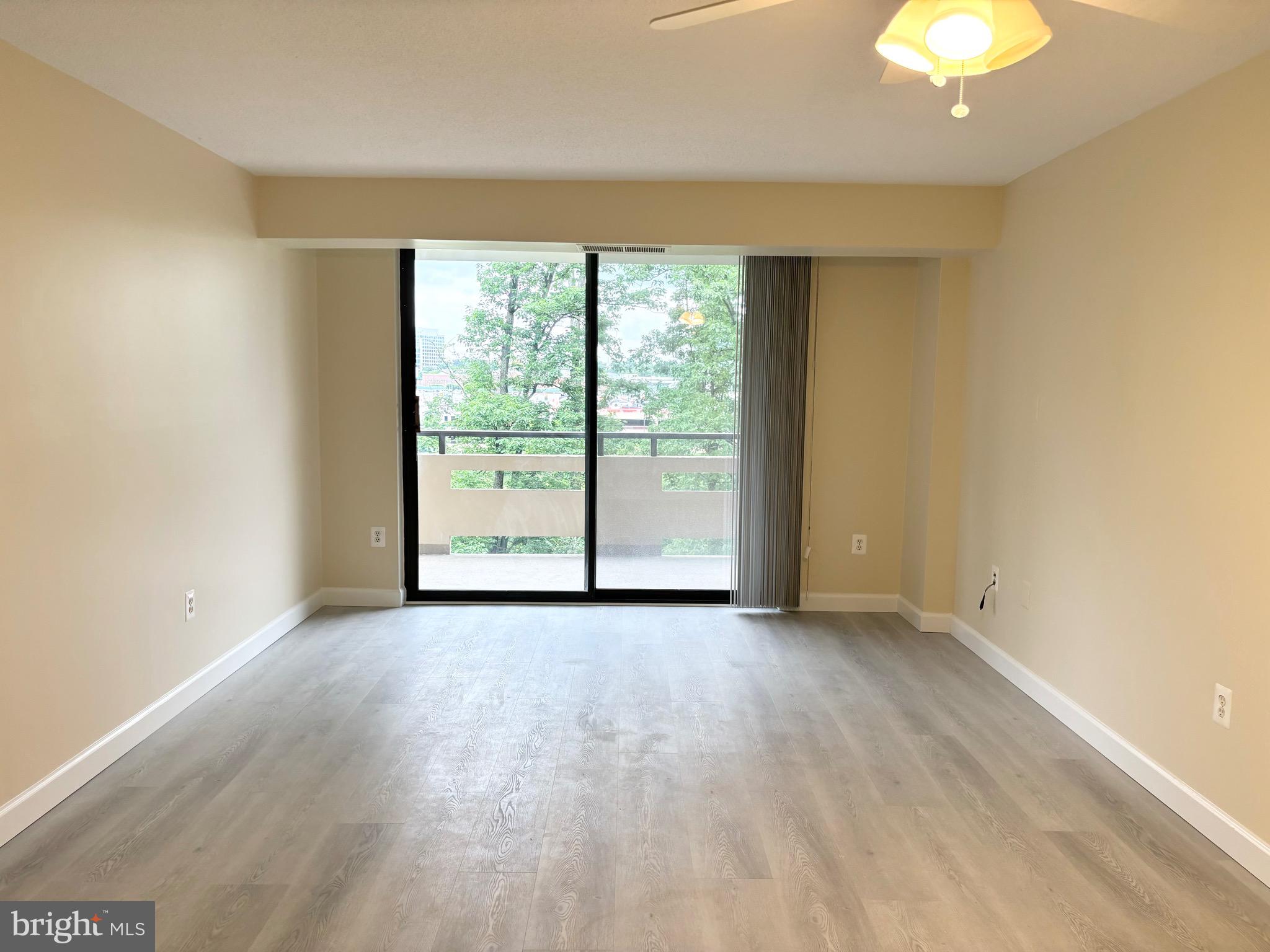 ENCORE OF MCLEAN - Residential Lease