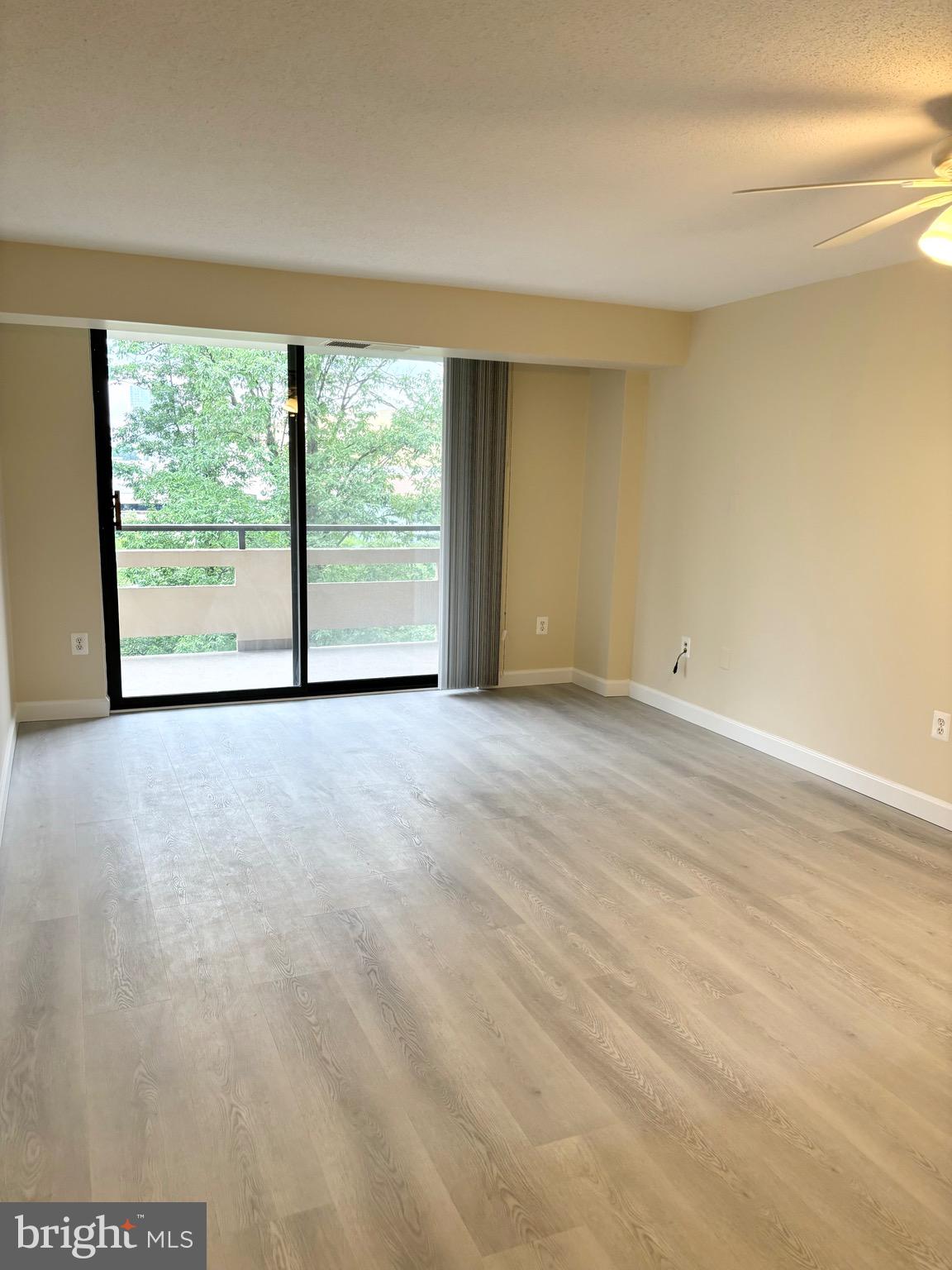 ENCORE OF MCLEAN - Residential Lease