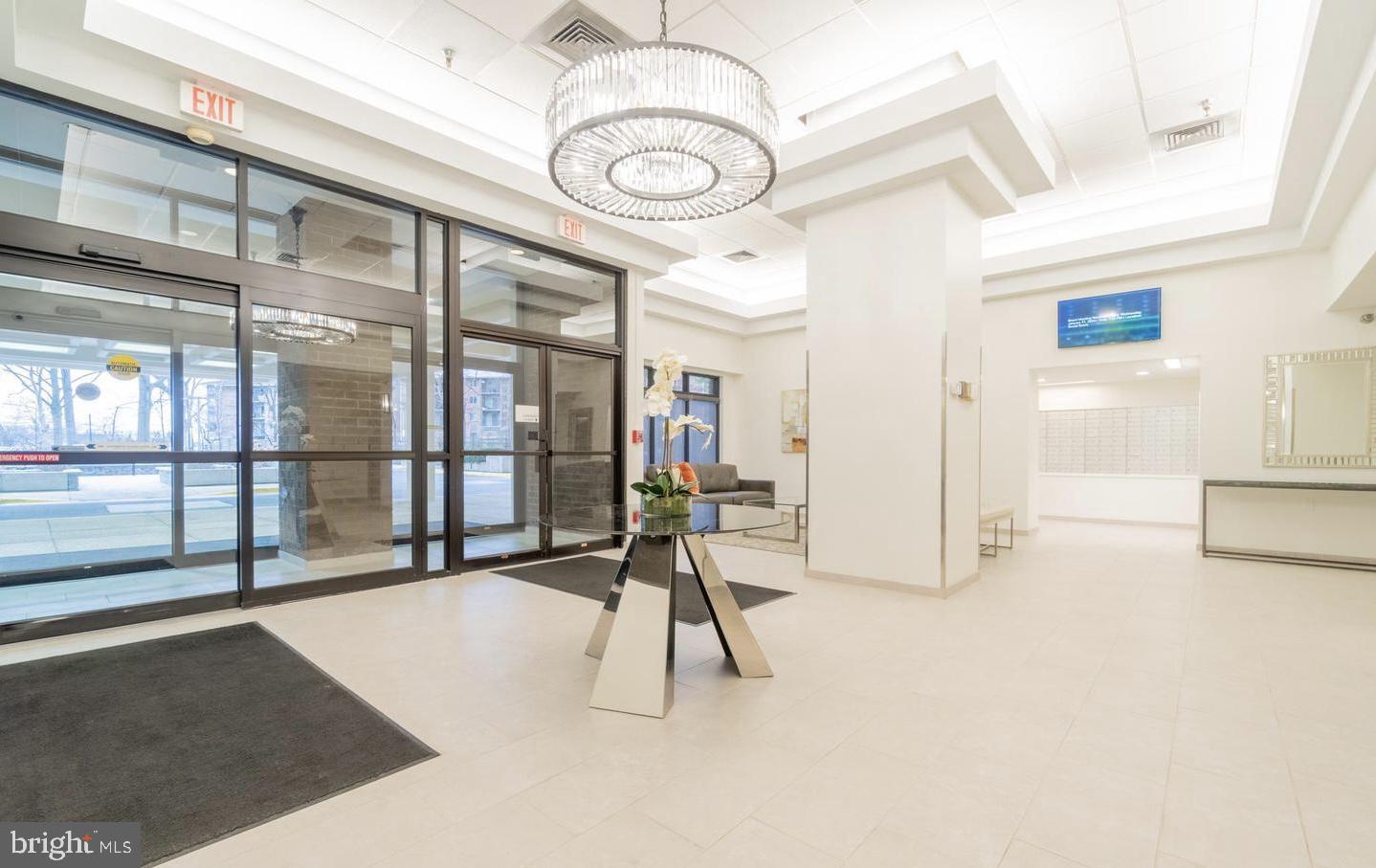 ENCORE OF MCLEAN - Residential Lease