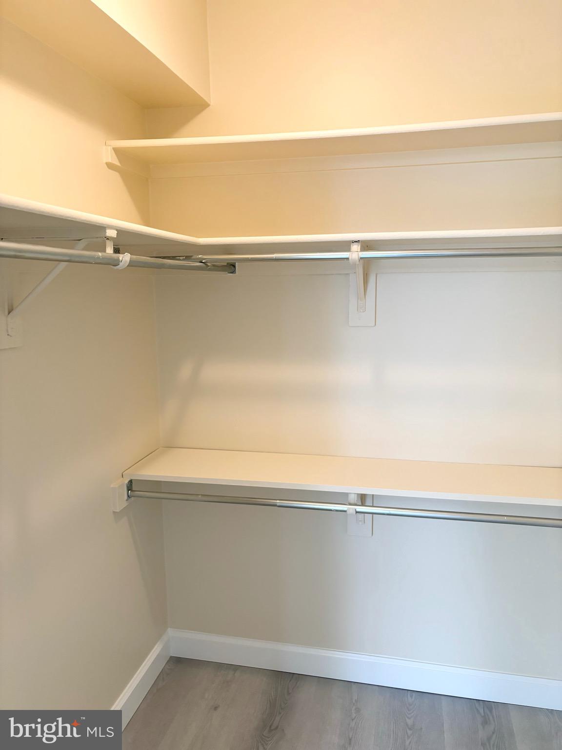 ENCORE OF MCLEAN - Residential Lease